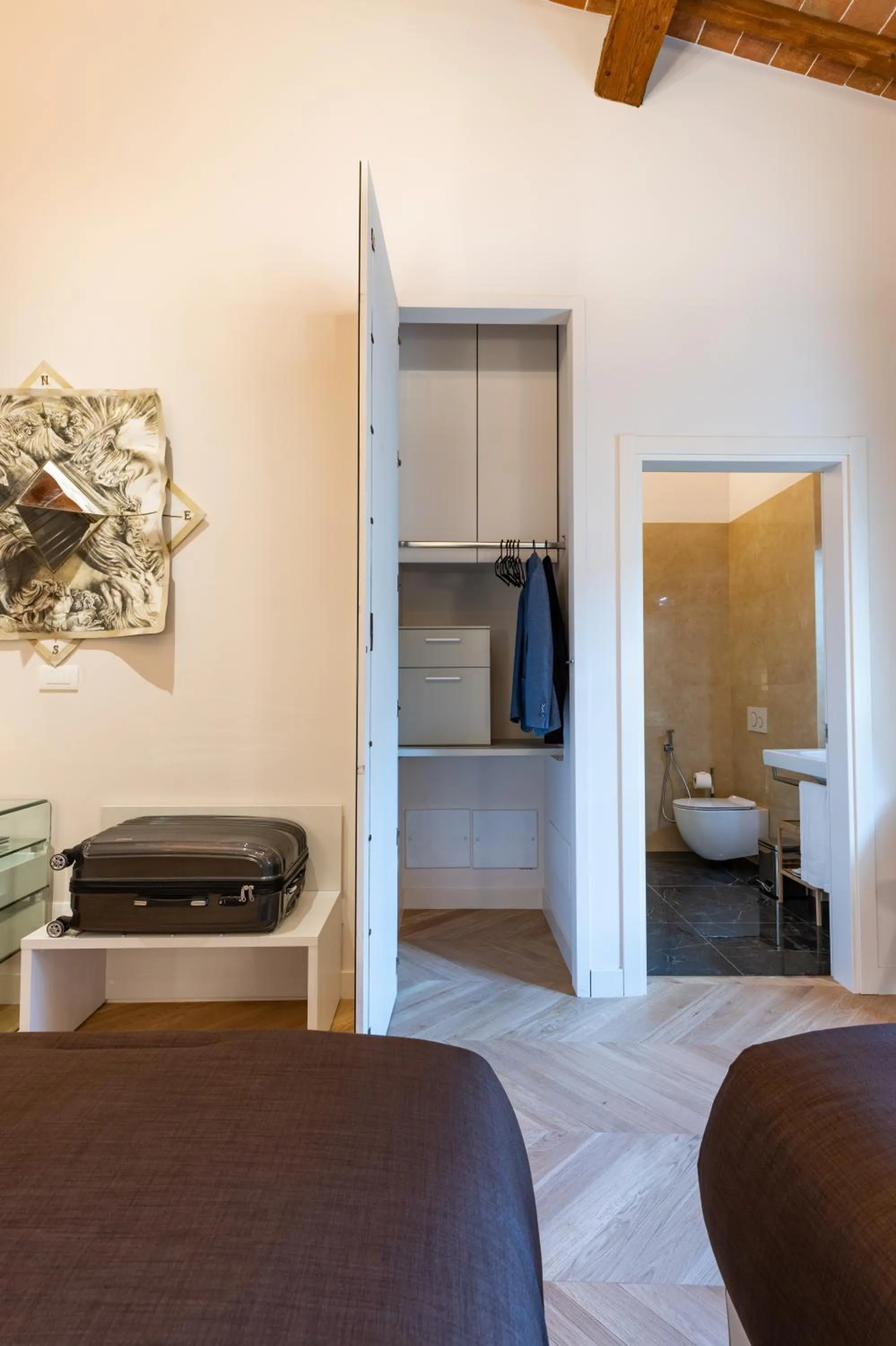 Bathroom, Bed in Kairos by Florence Art Apartments