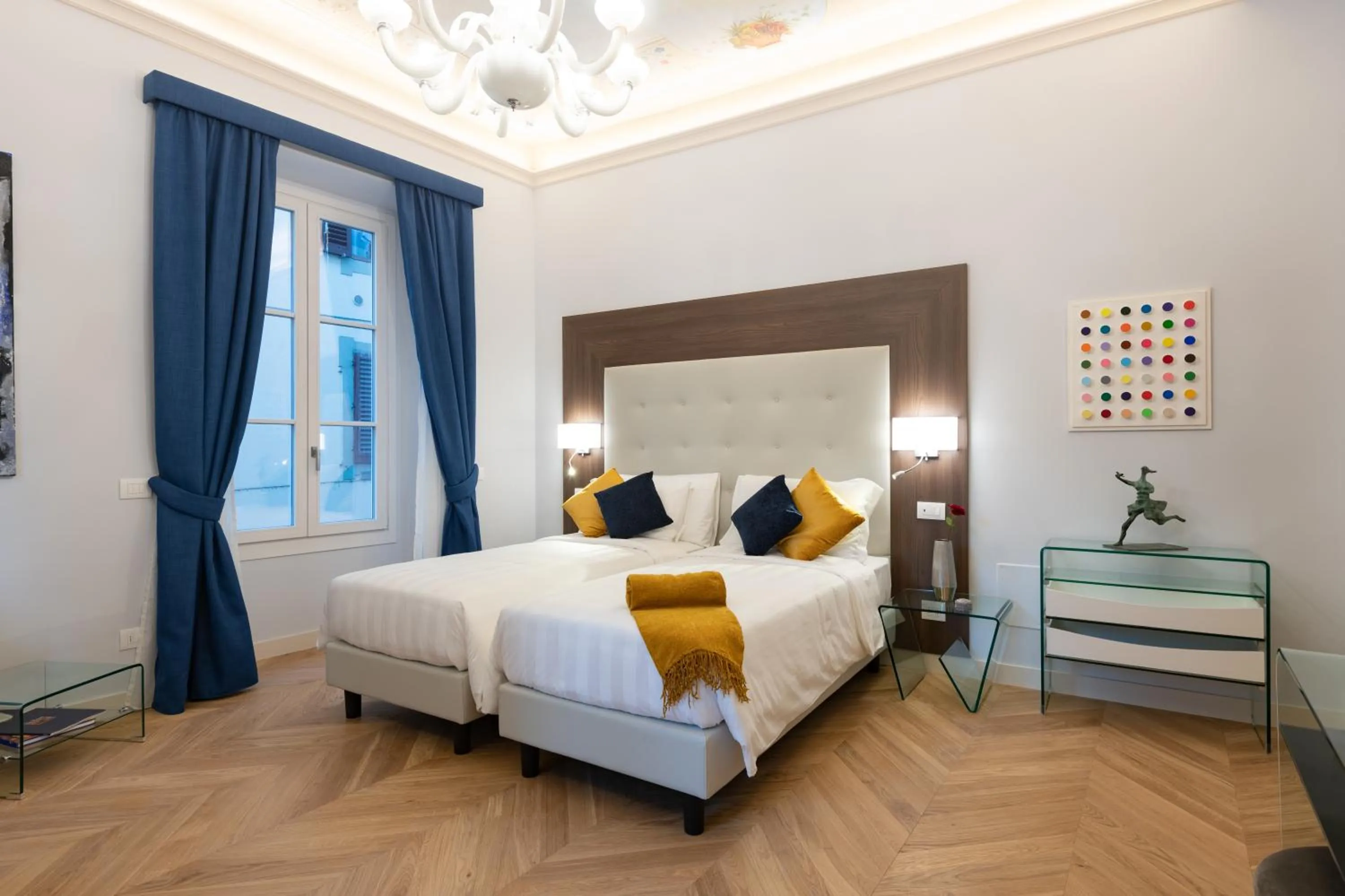 Photo of the whole room, Bed in Kairos by Florence Art Apartments