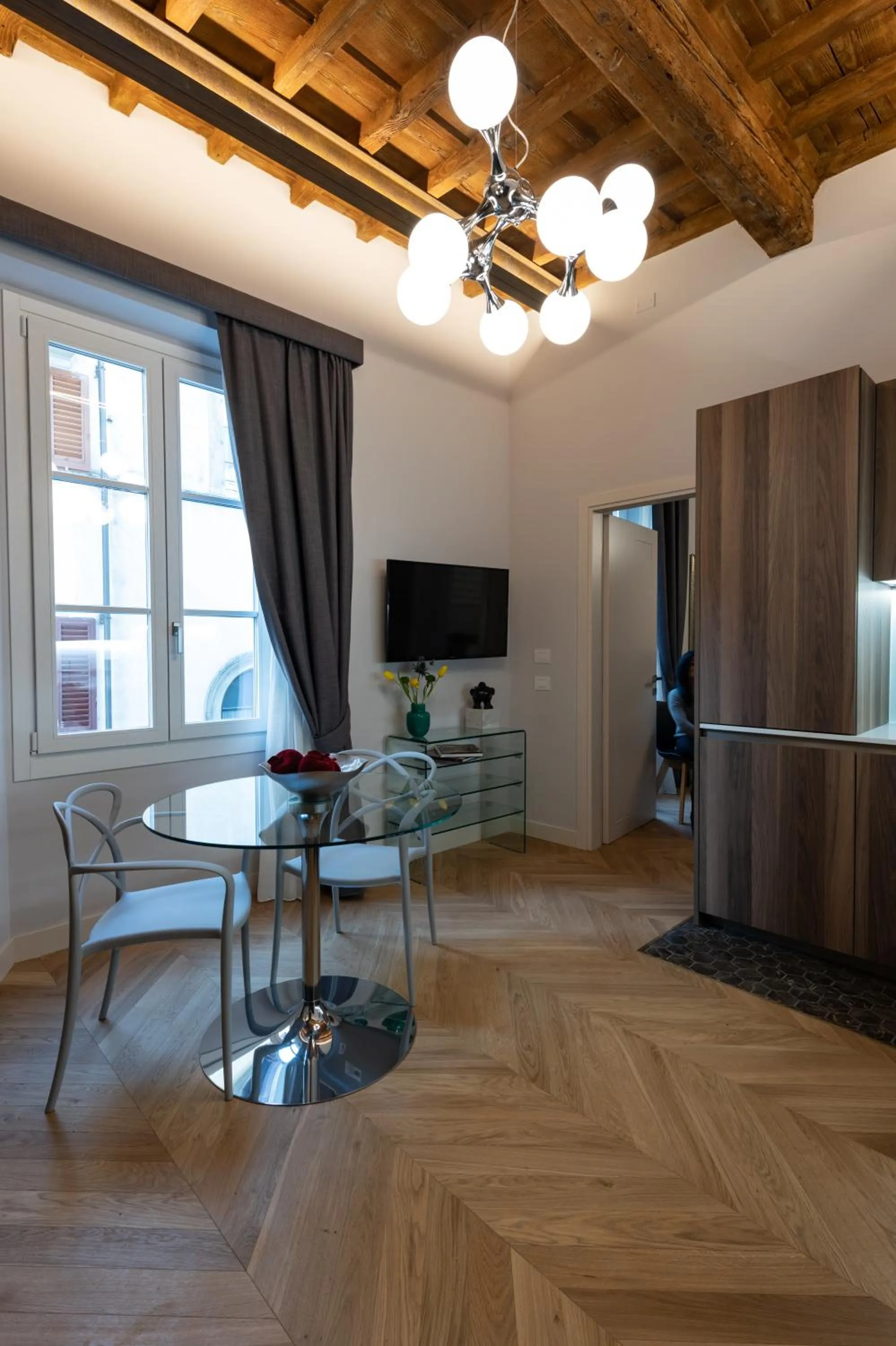 Kitchen or kitchenette in Kairos by Florence Art Apartments