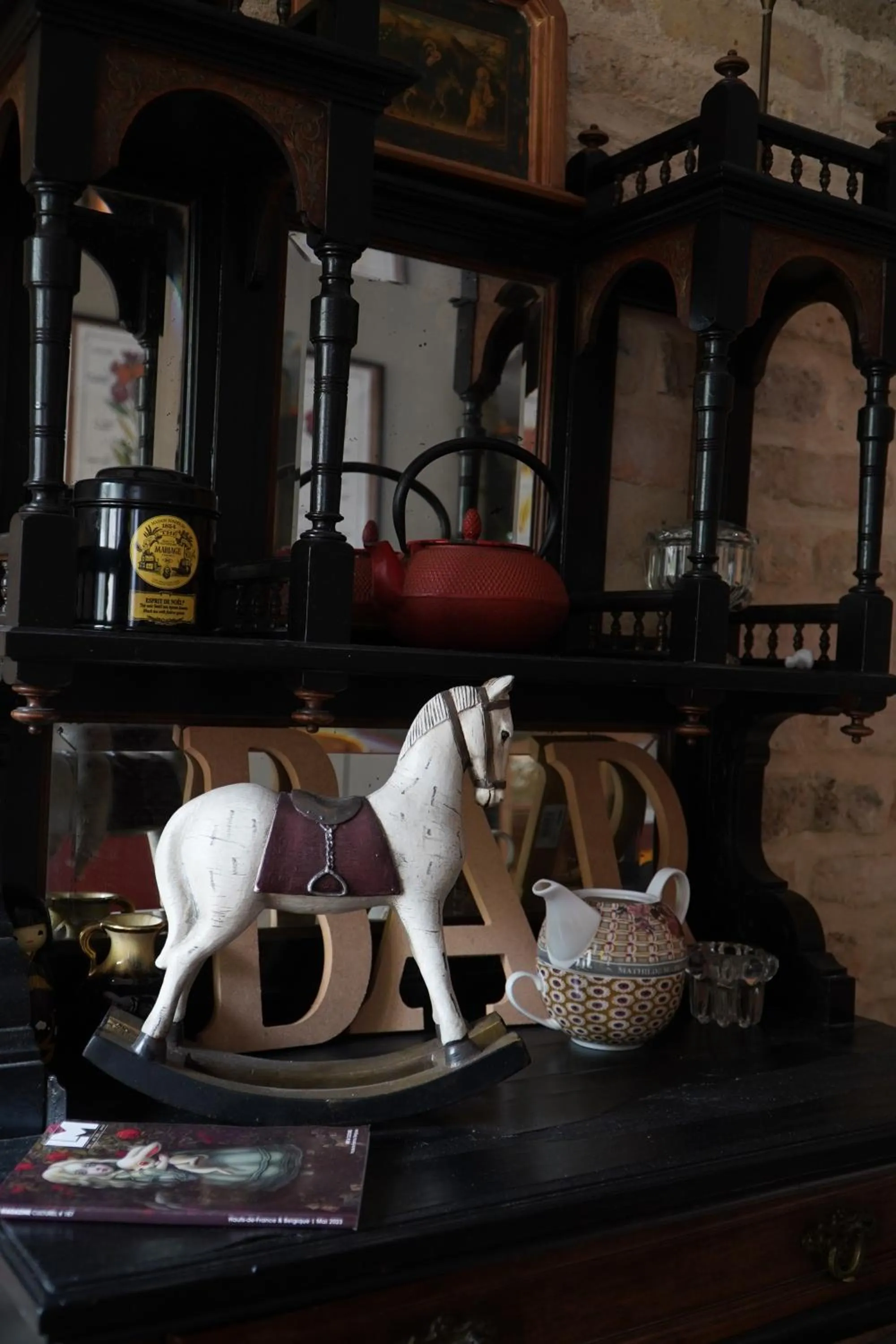 Kitchen or kitchenette in chambres d'hôtes Le Carillon