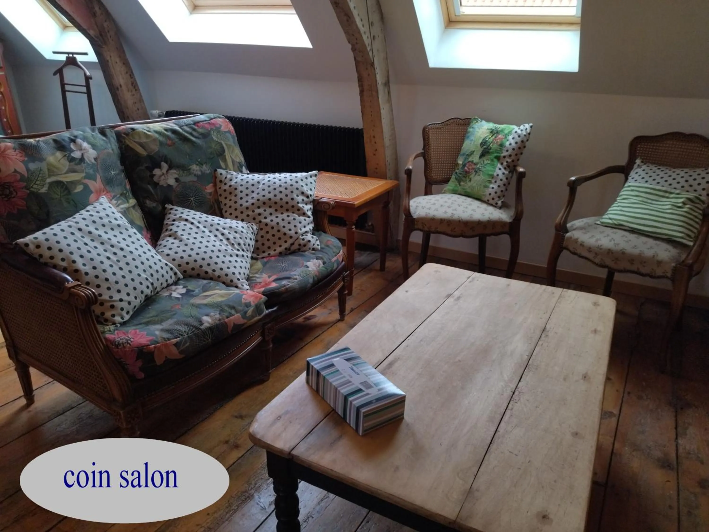 Seating area in chambres d'hôtes Le Carillon