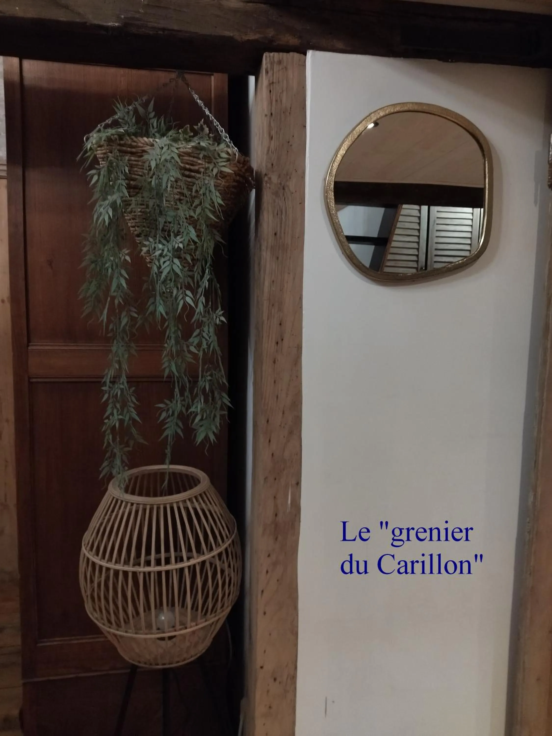 Decorative detail in chambres d'hôtes Le Carillon