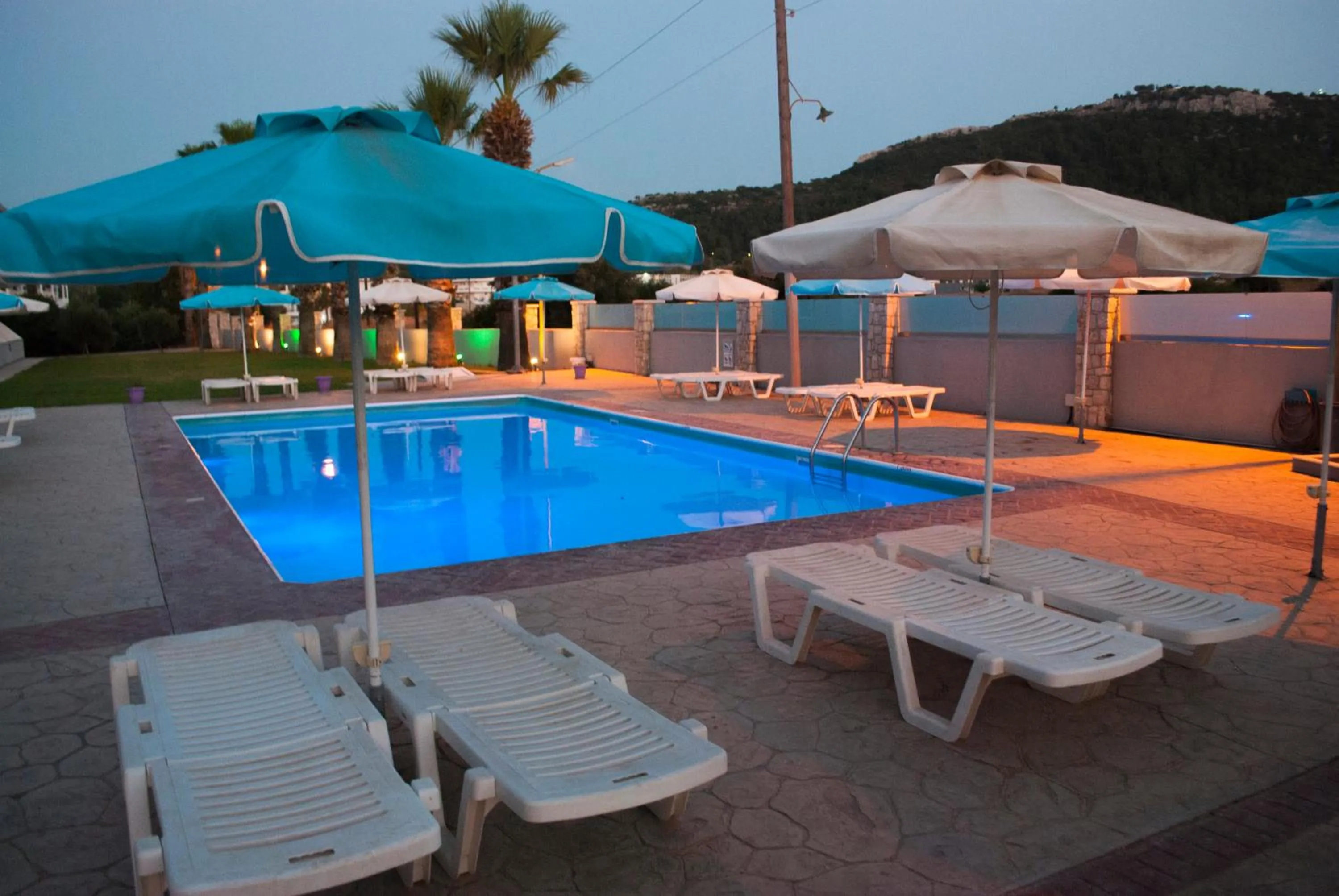 Swimming pool in Vergina Sun