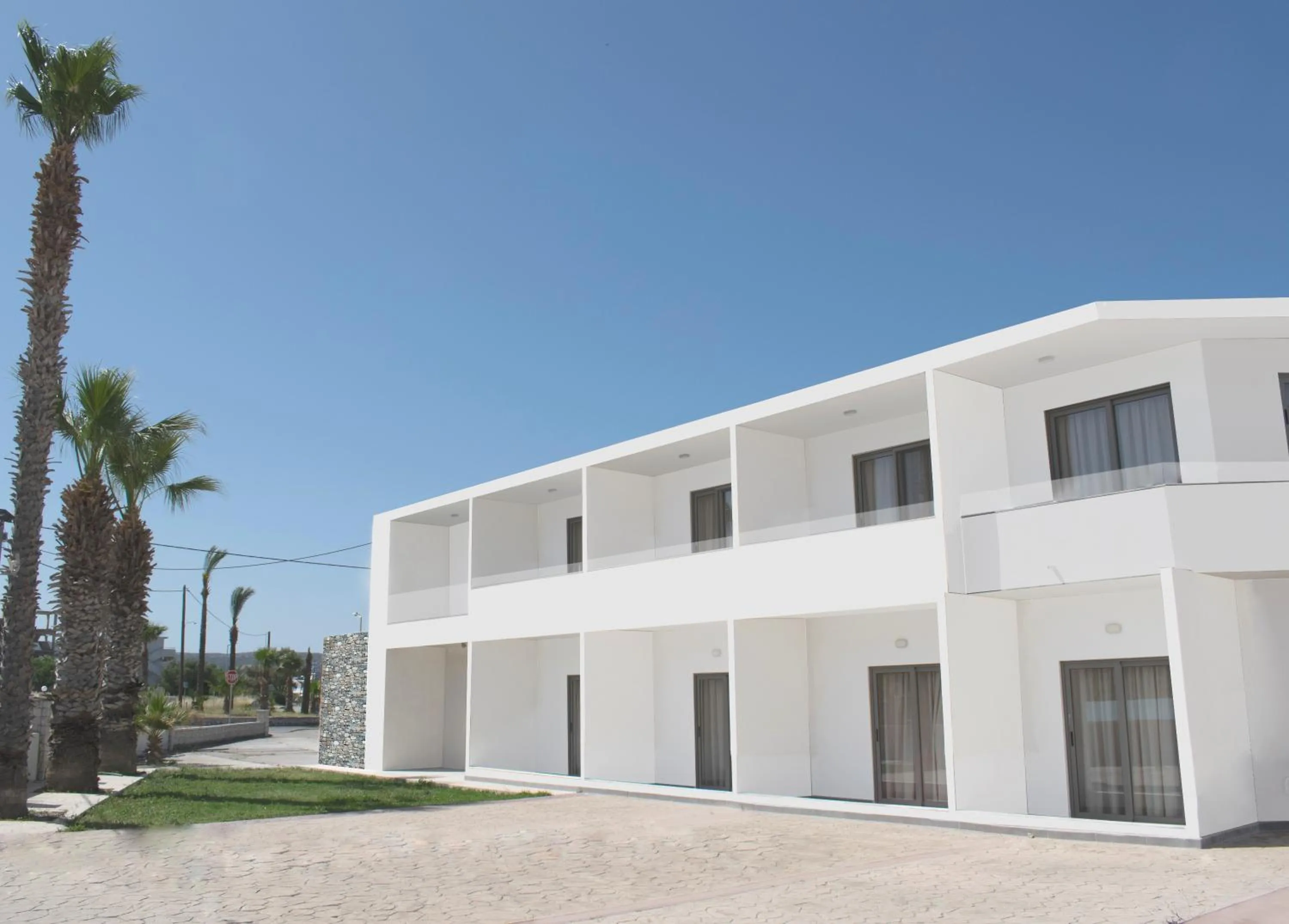 Property building in Vergina Sun