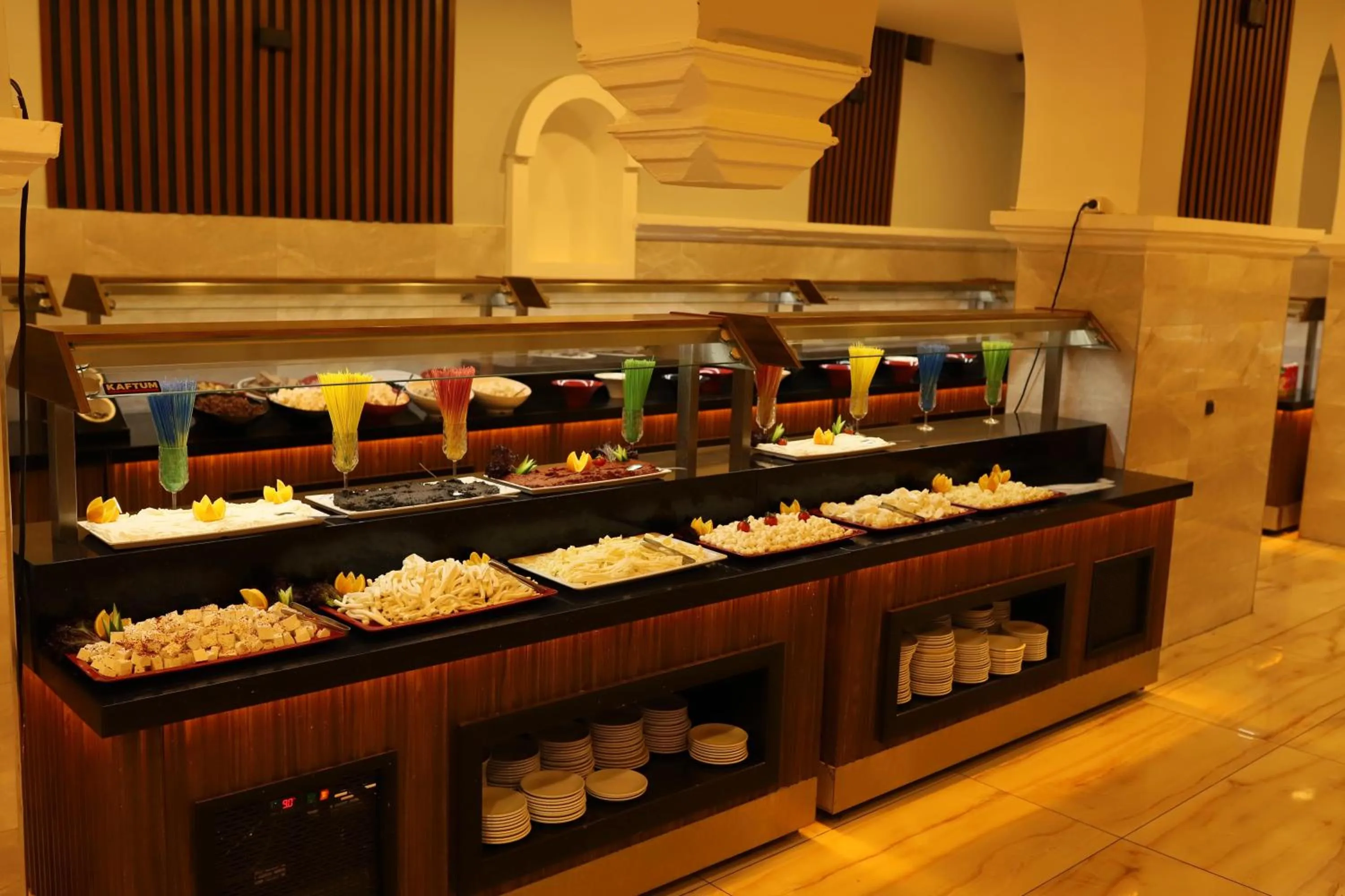 Breakfast in Emin Koçak Termal & Spa - Convention Center