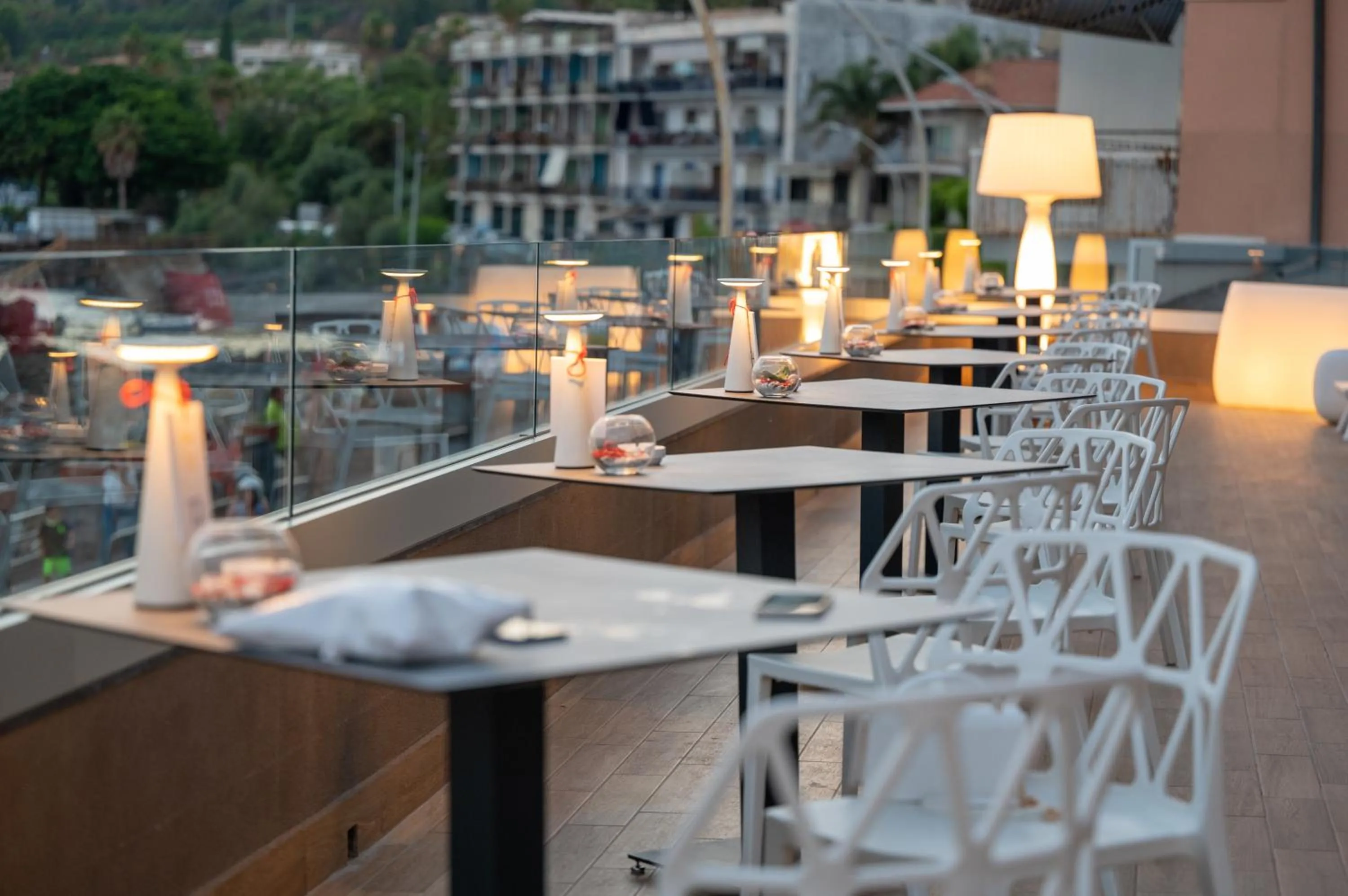 Restaurant/places to eat in Grand Hotel Faraglioni