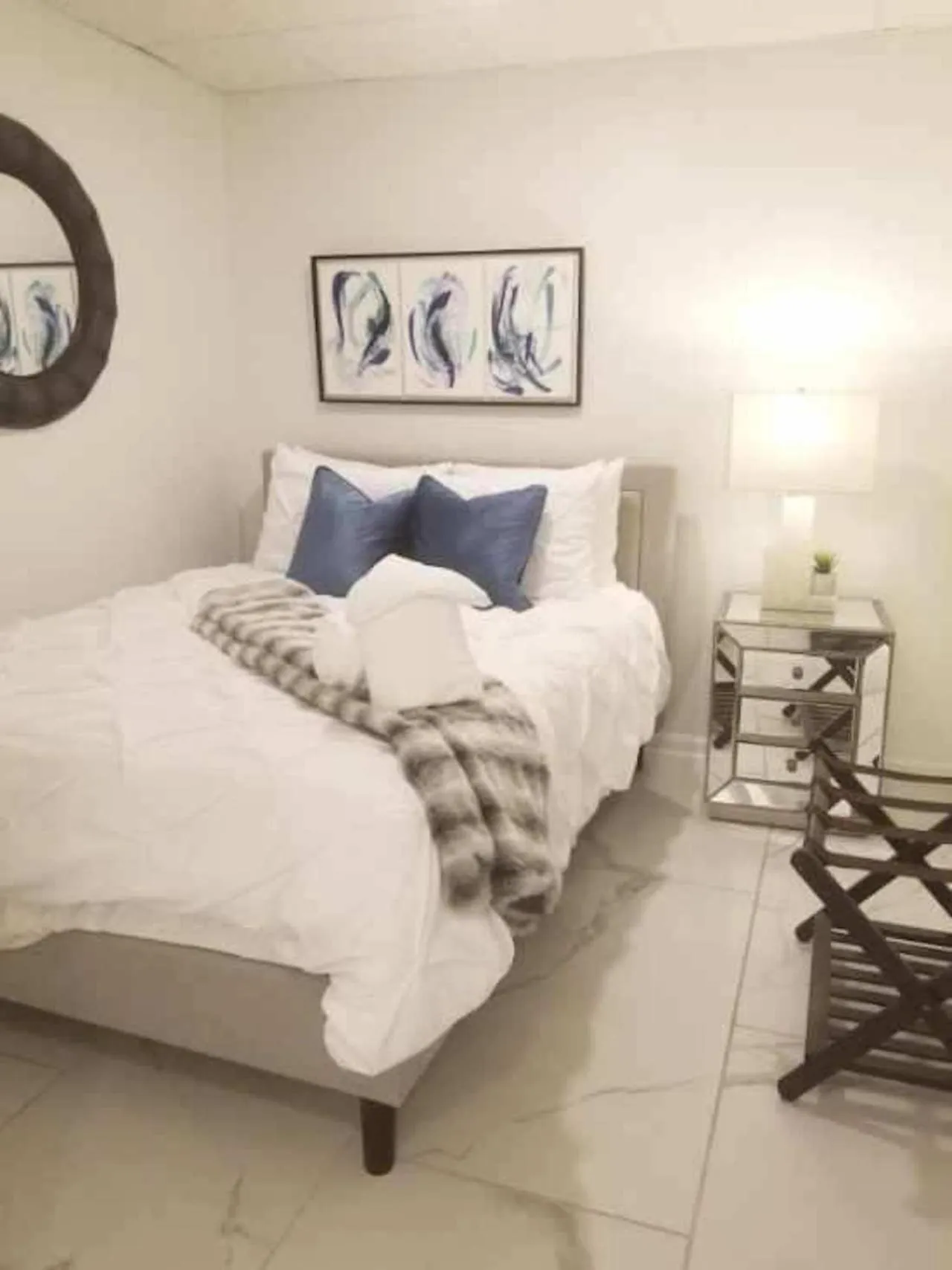 Photo of the whole room, Bed in 7BR- SLEEPS 15! Celebrity Villa! Great Rates!!