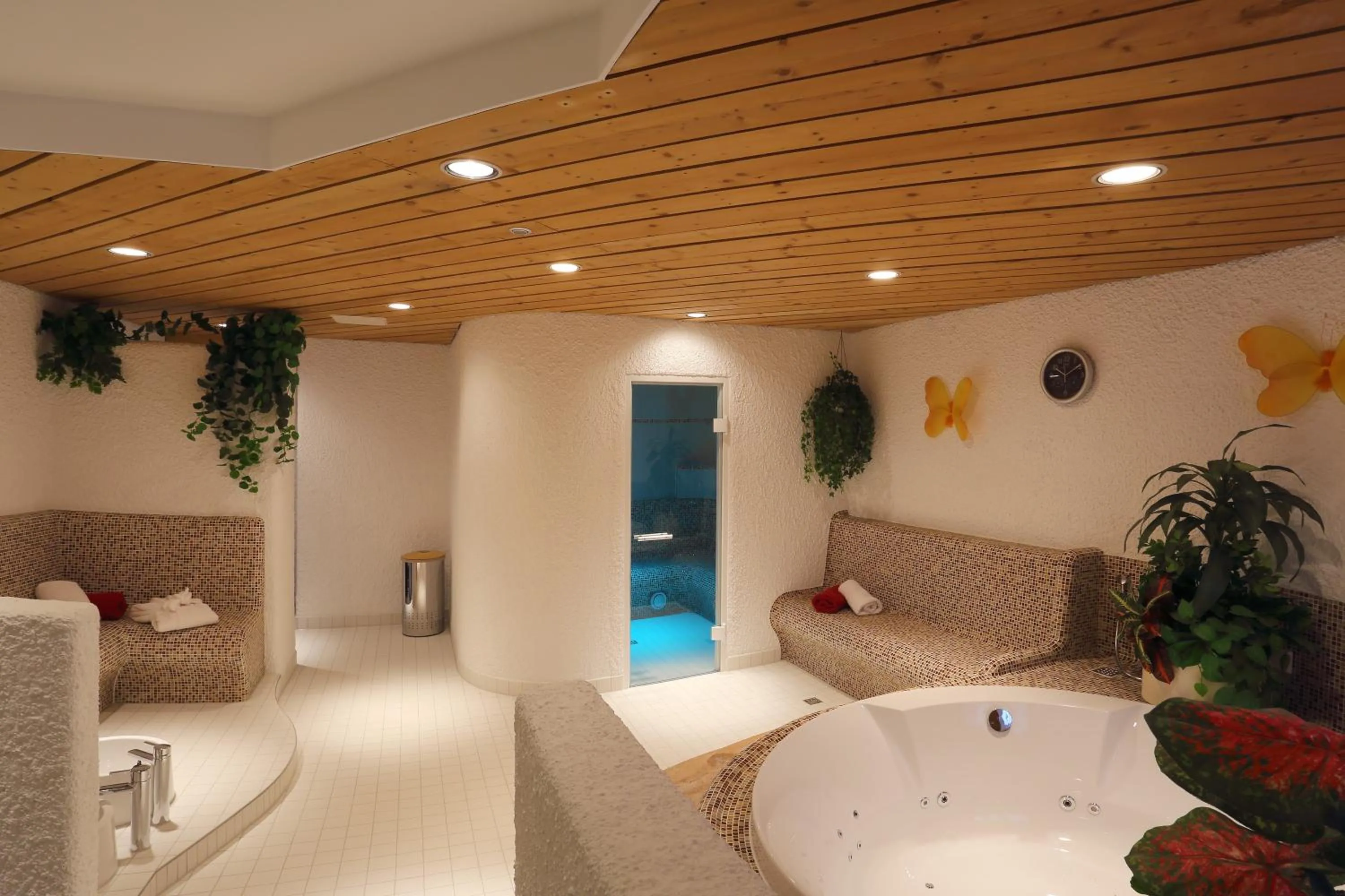 Spa and wellness centre/facilities in Hotel Landhaus Feldmeier ***S