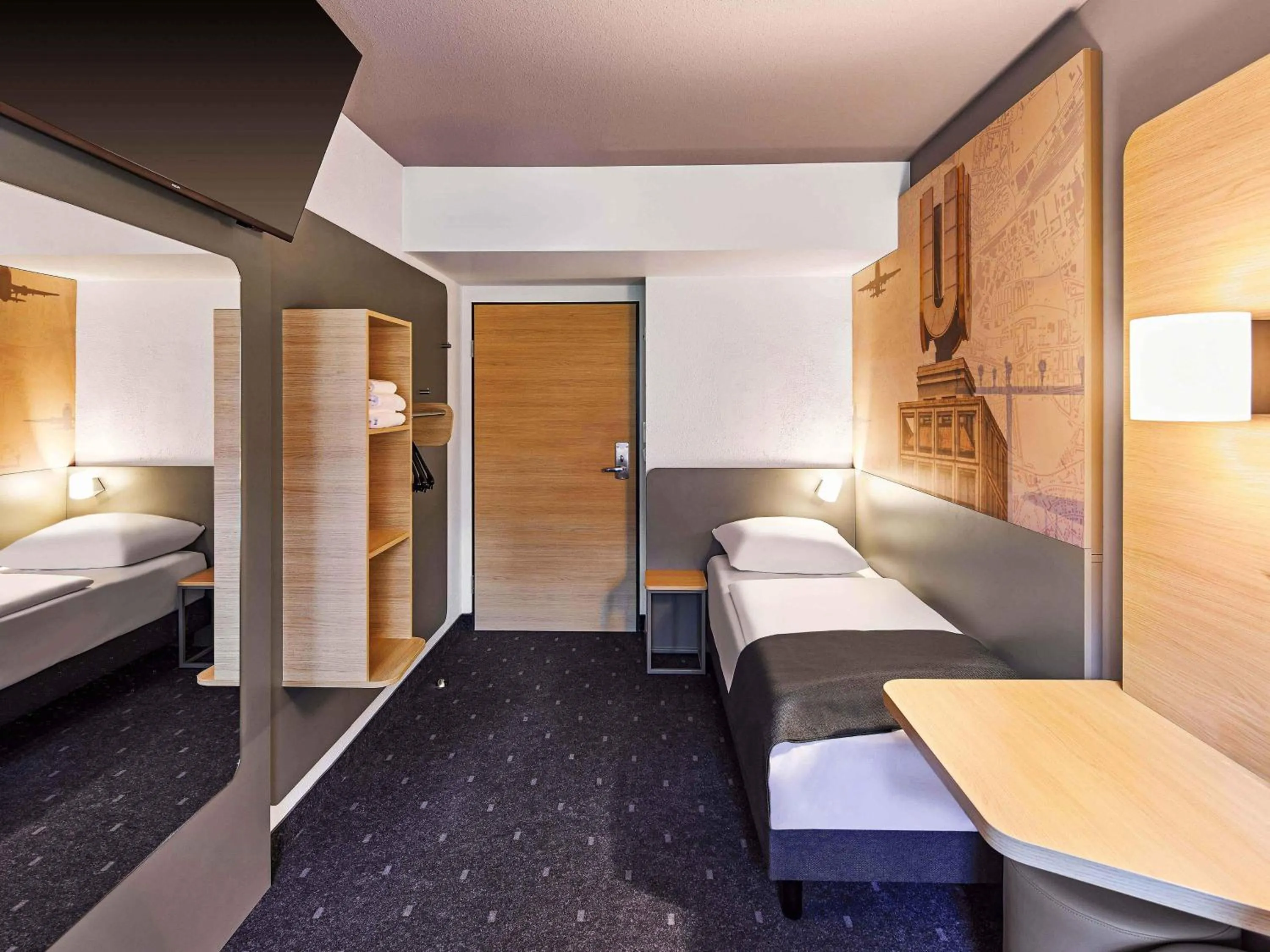 Photo of the whole room, Bed in B&B HOTEL Dortmund-Airport