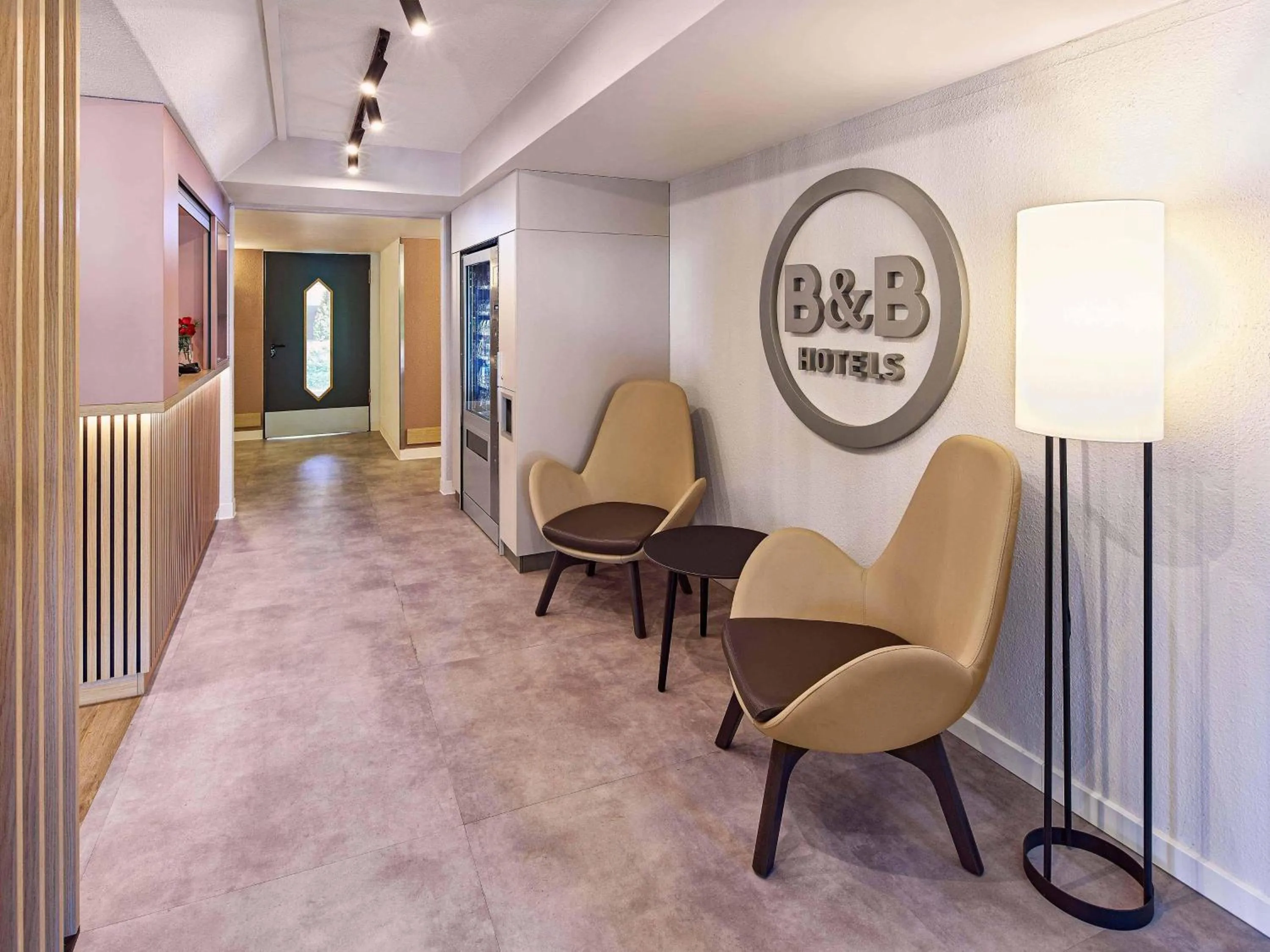 Lobby or reception in B&B HOTEL Dortmund-Airport