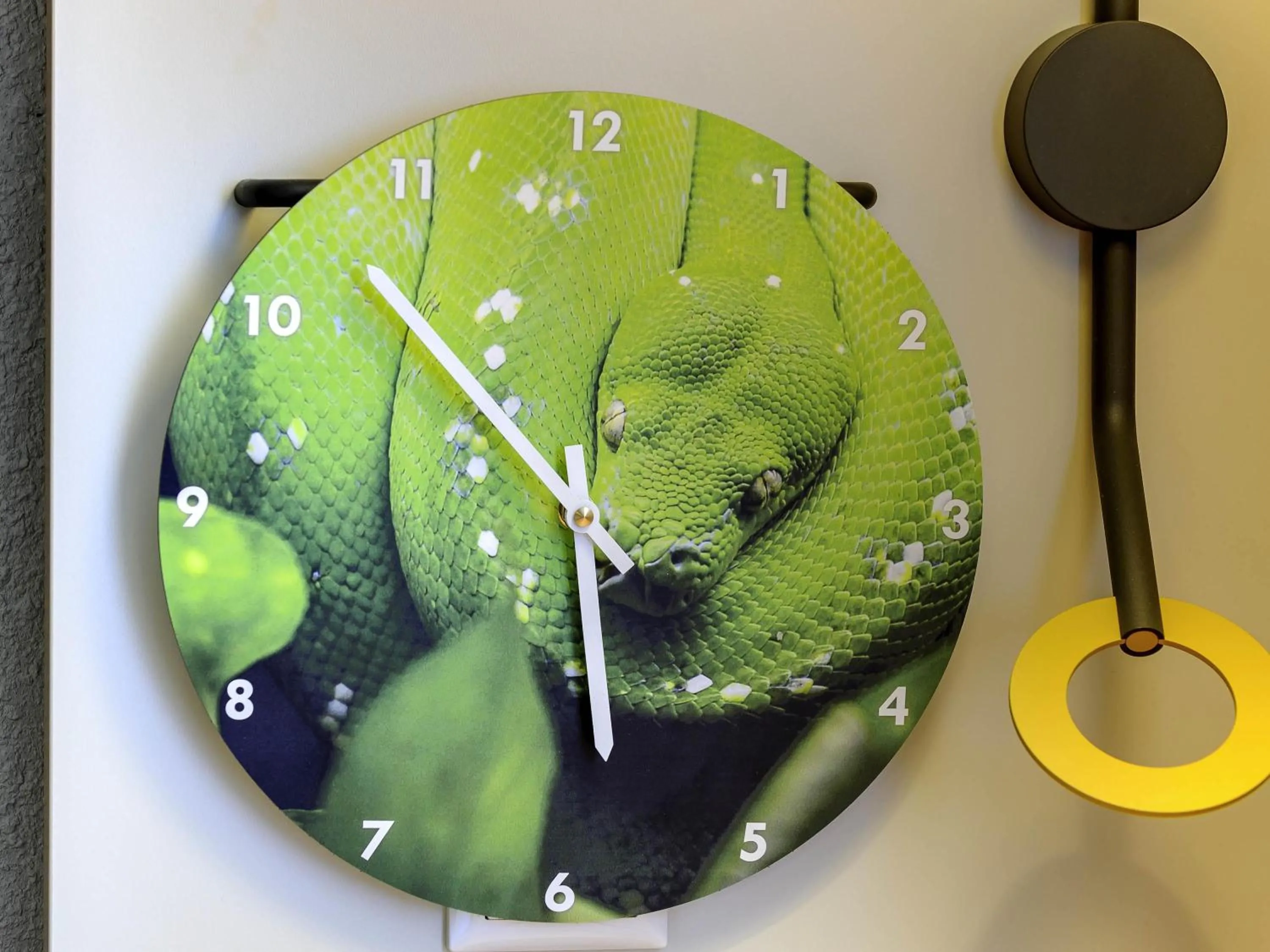 Bedroom in ibis Berlin Mitte