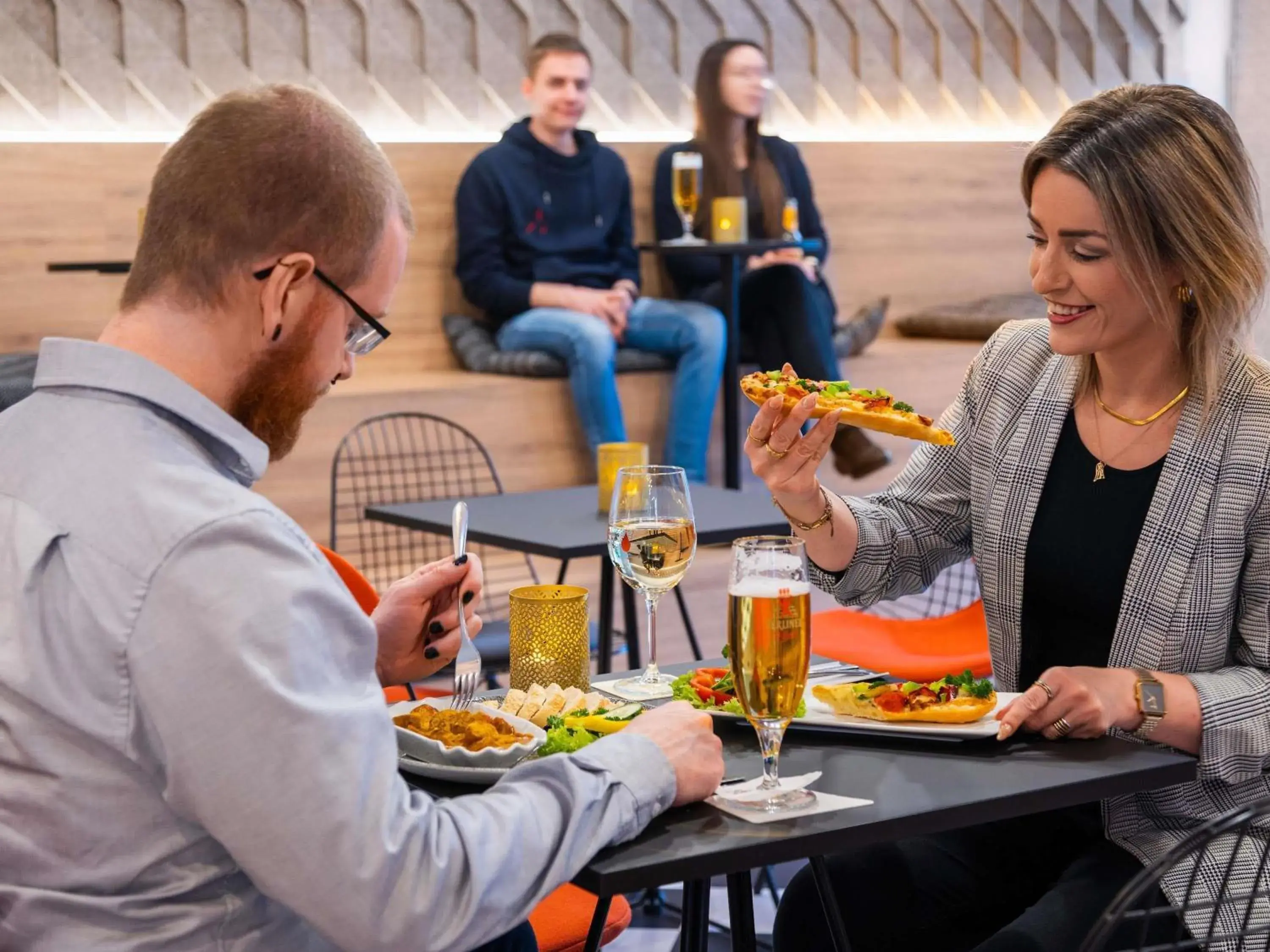 Lounge or bar in ibis Berlin Mitte Lounge or bar in ibis Berlin Mitte