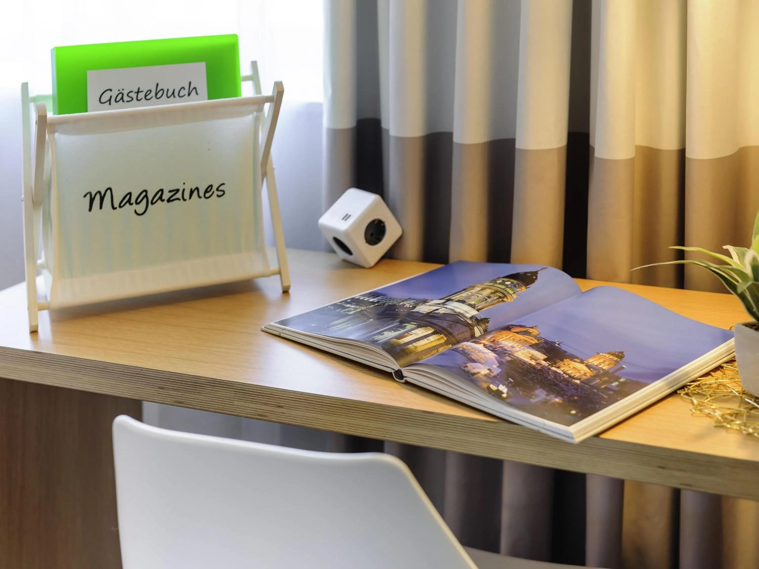 Bedroom in ibis Berlin Mitte