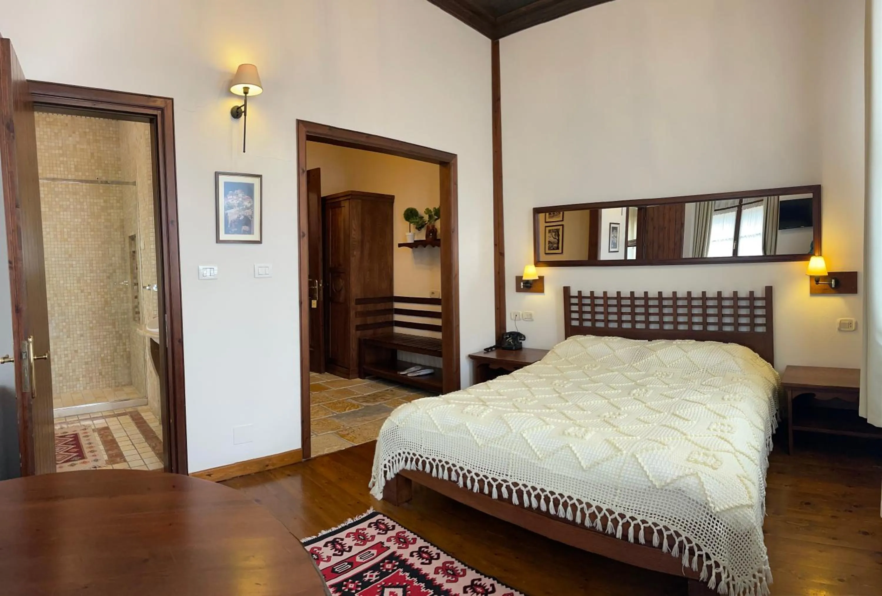 Bed in Hotel Mangalemi