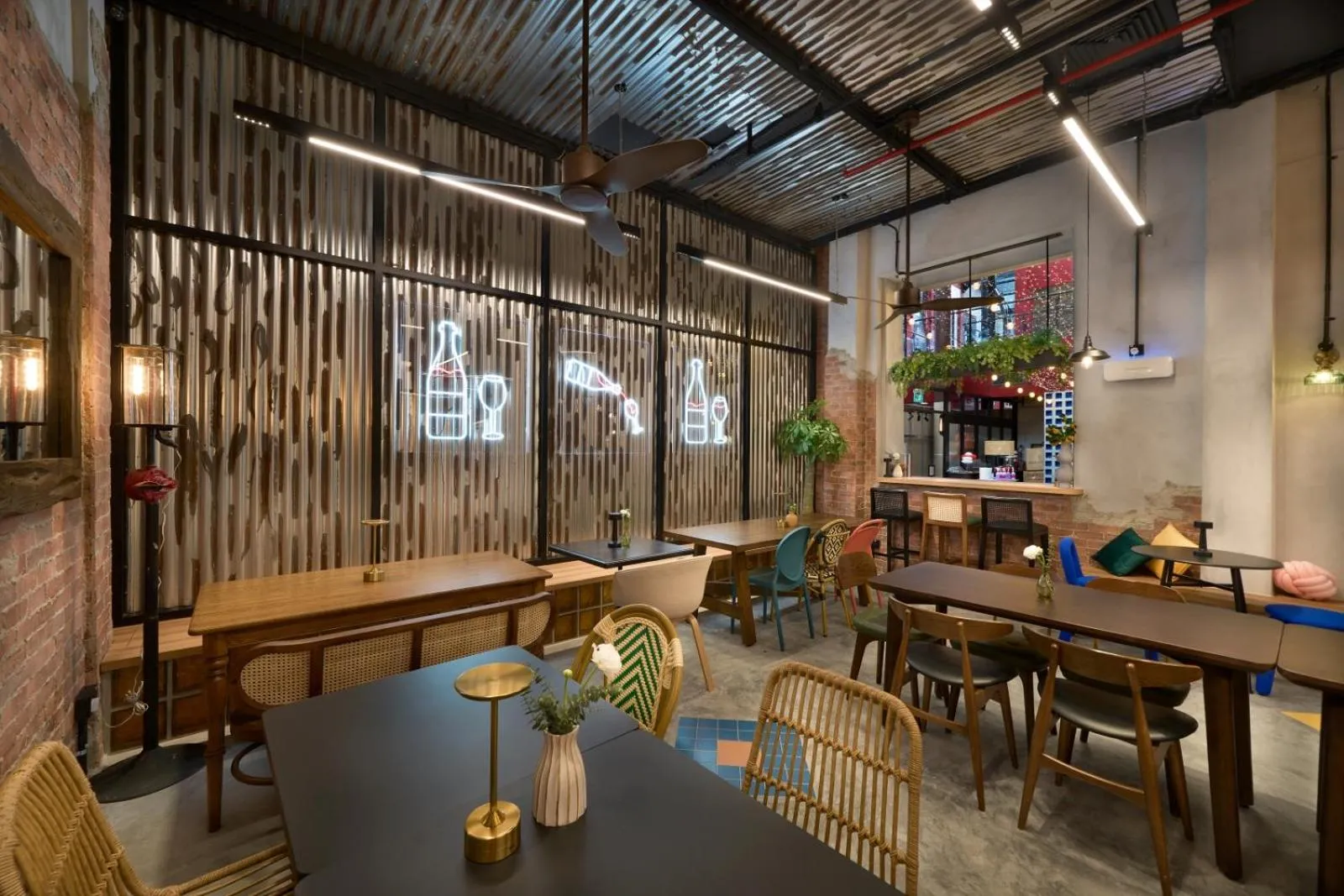 Restaurant/places to eat in AMOY by Far East Hospitality