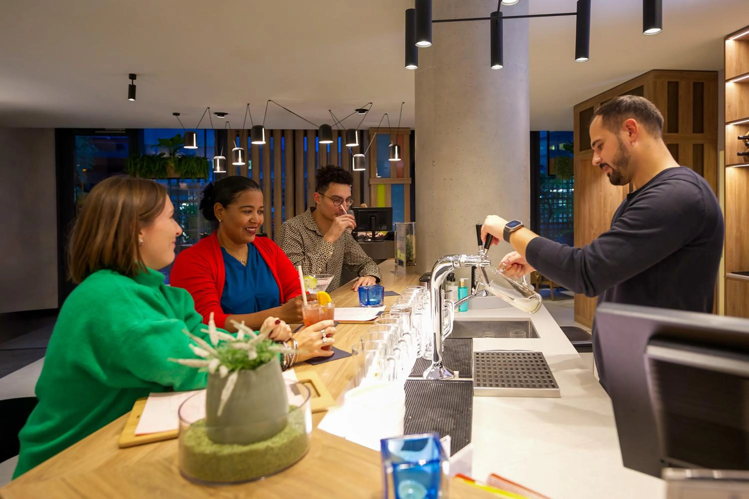 Staff in Novotel Suites Berlin City Potsdamer Platz