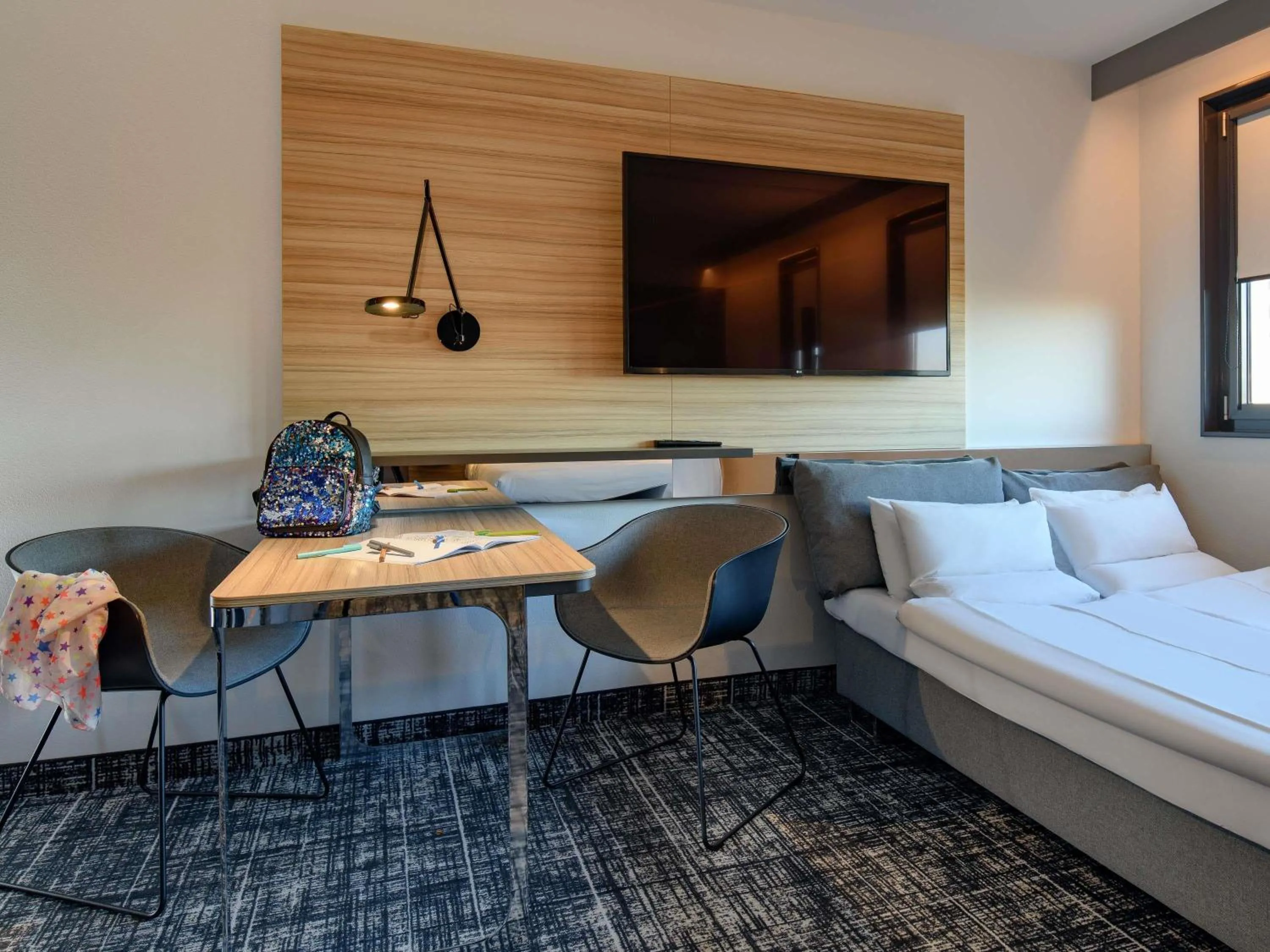 Bedroom, Bed in Novotel Suites Berlin City Potsdamer Platz