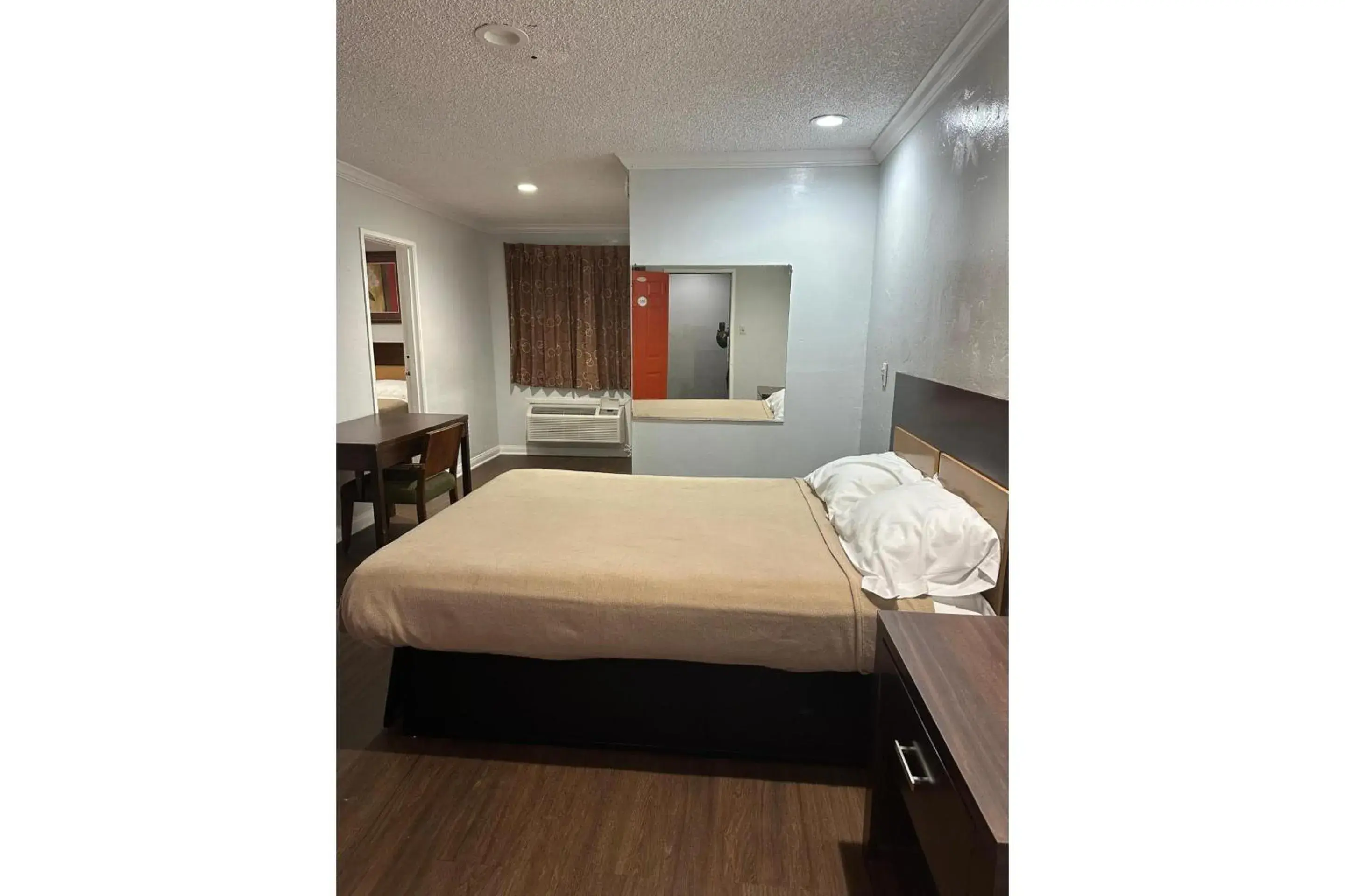 2 Bedroom Suite in Heritage Inn 2 Bedroom Suite in Heritage Inn