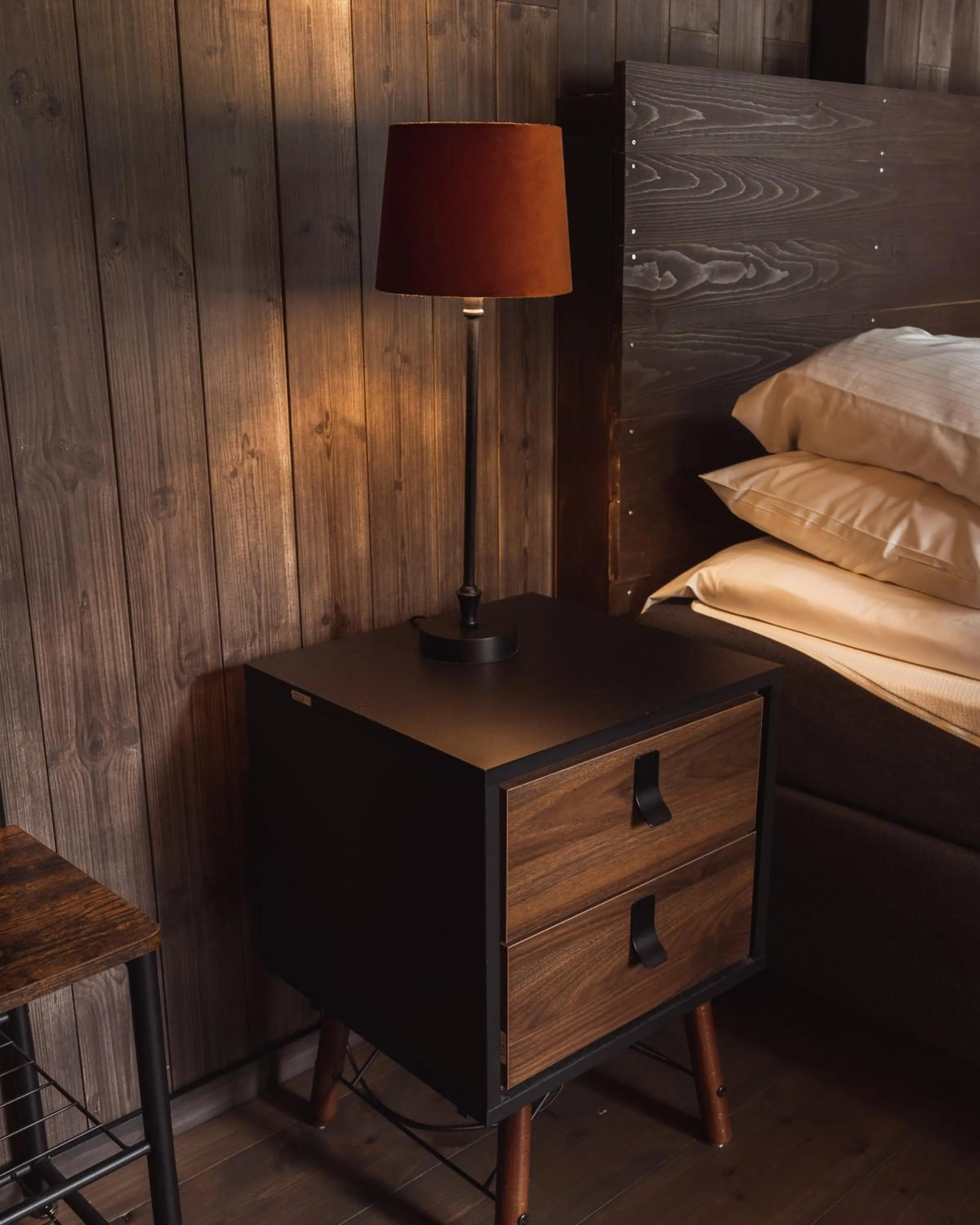 hair dresser, Bed in Gulbrakka Basecamp