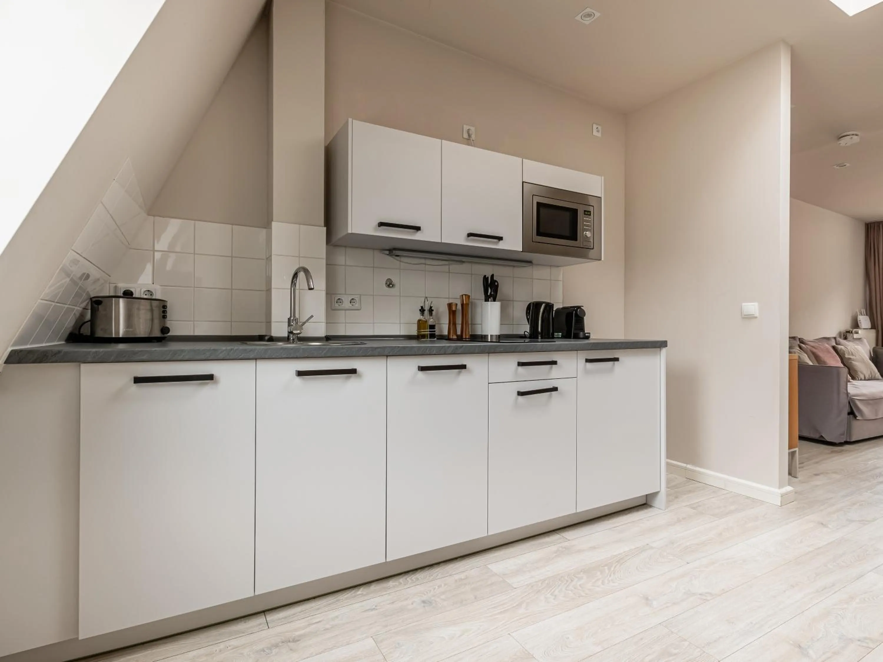 Kitchen or kitchenette in Schoenhouse Avenue - Digital Access