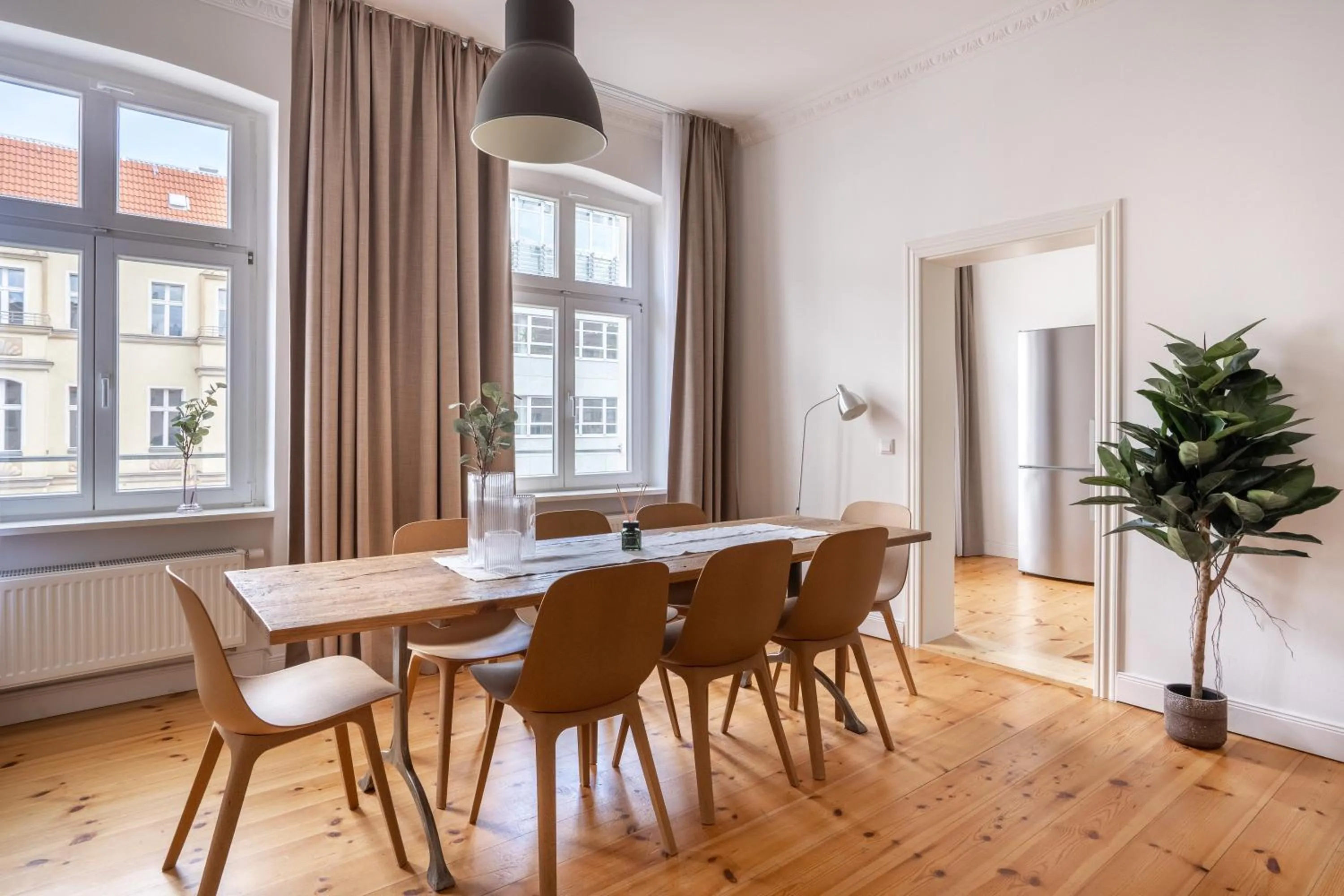 Dining area in Schoenhouse Avenue - Digital Access