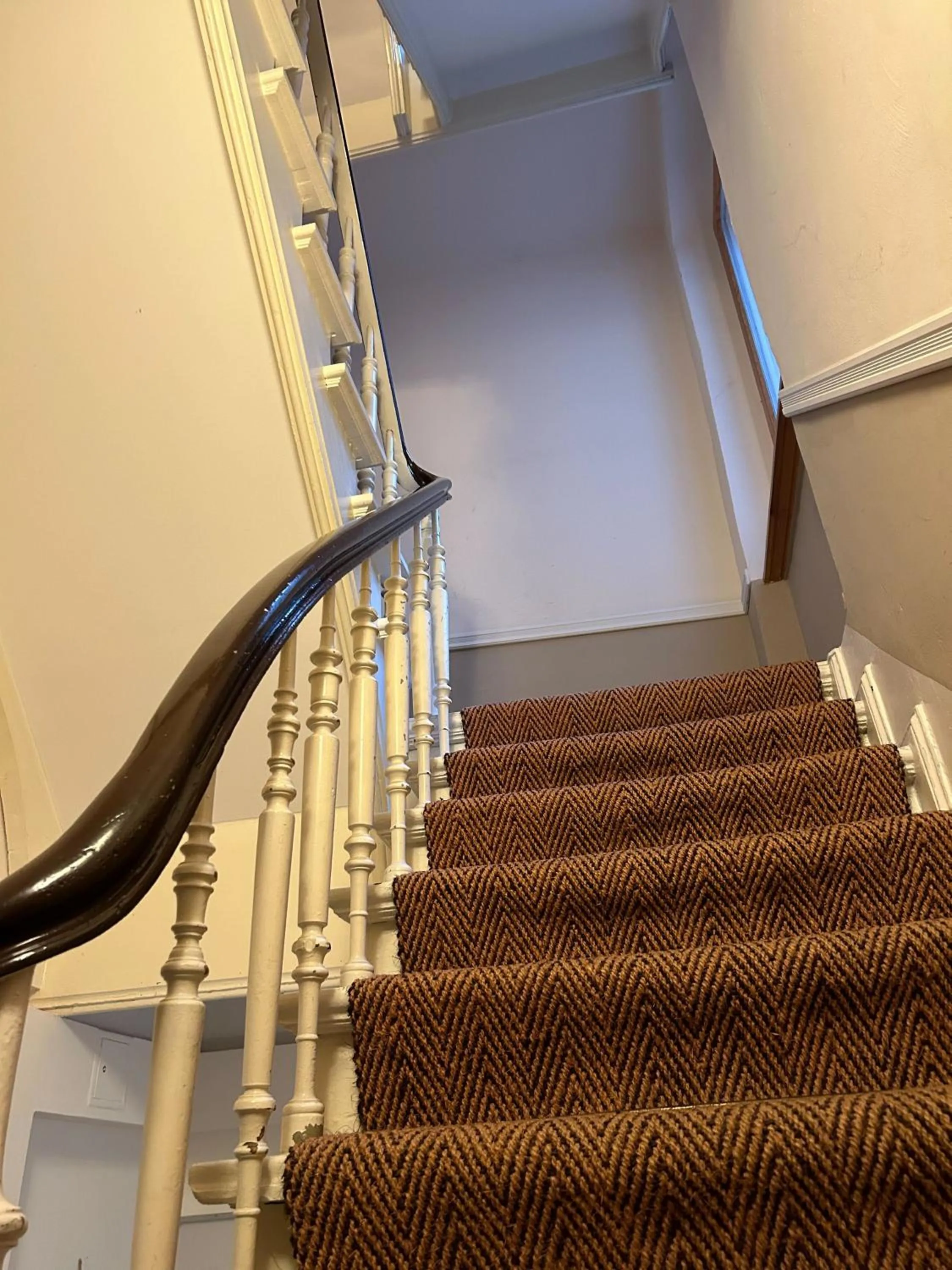 Property building in Schoenhouse Avenue - Digital Access