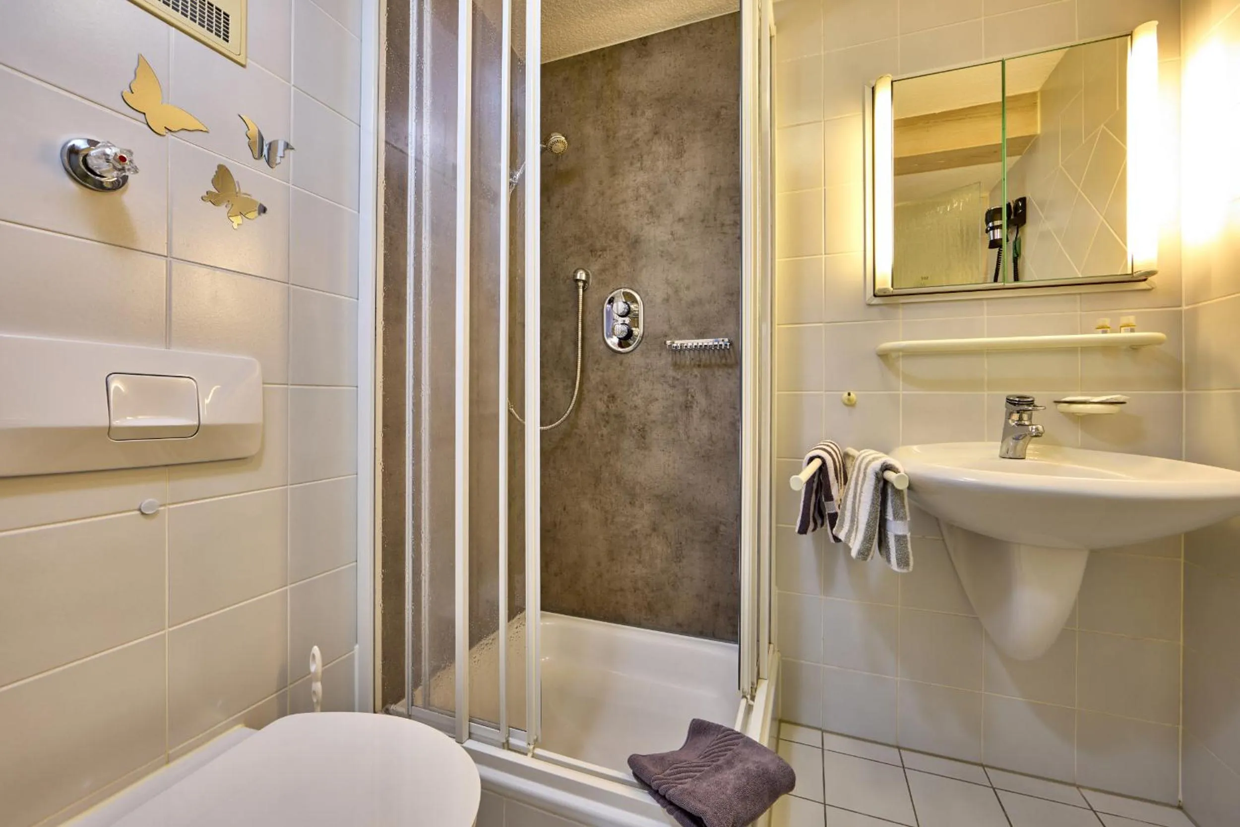 Bathroom in Hotel Antonia