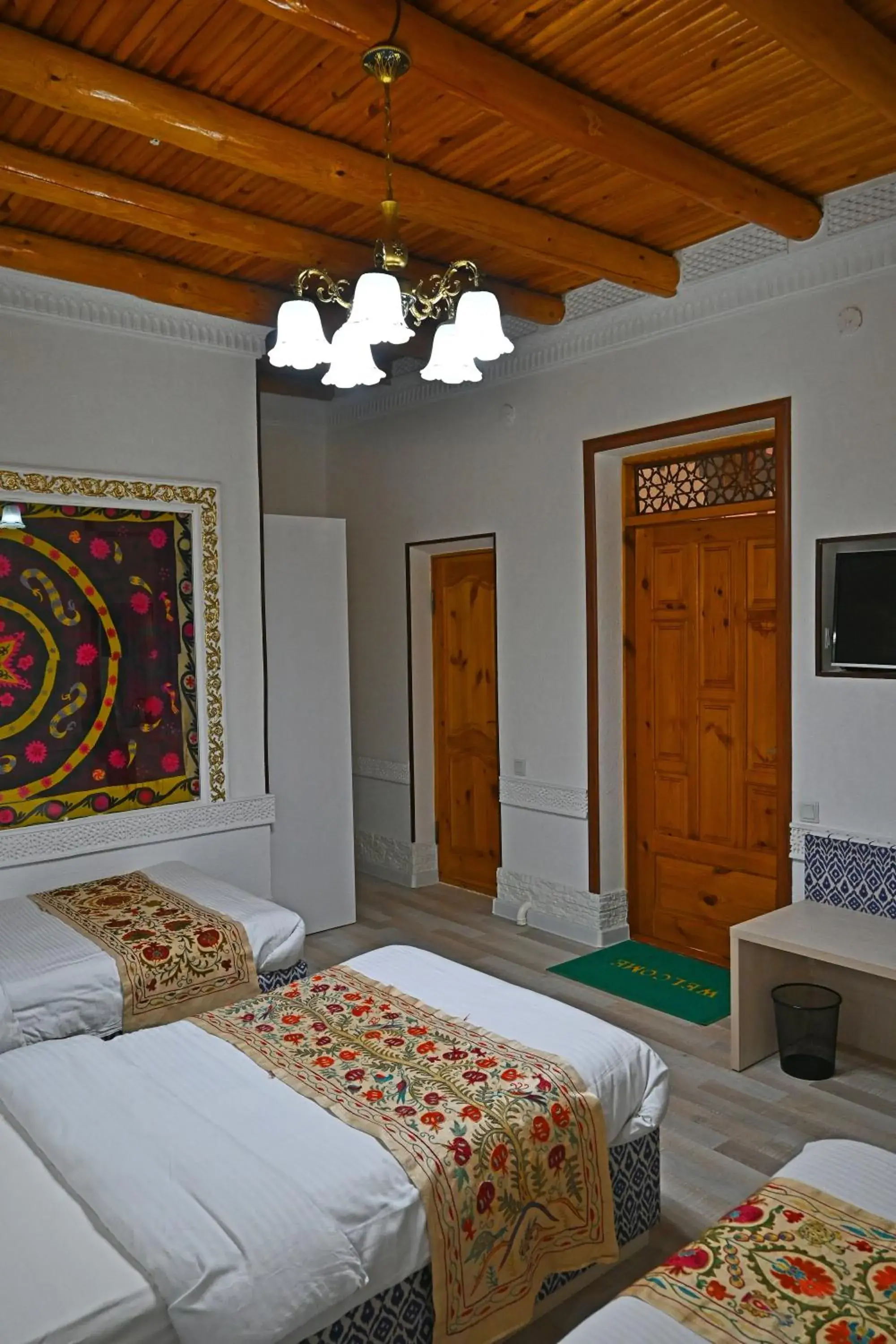 Superior Triple Room in Grand Nodirbek Boutique Hotel -House Museum 17 - 19 century Superior Triple Room in Grand Nodirbek Boutique Hotel -House Museum 17 - 19 century