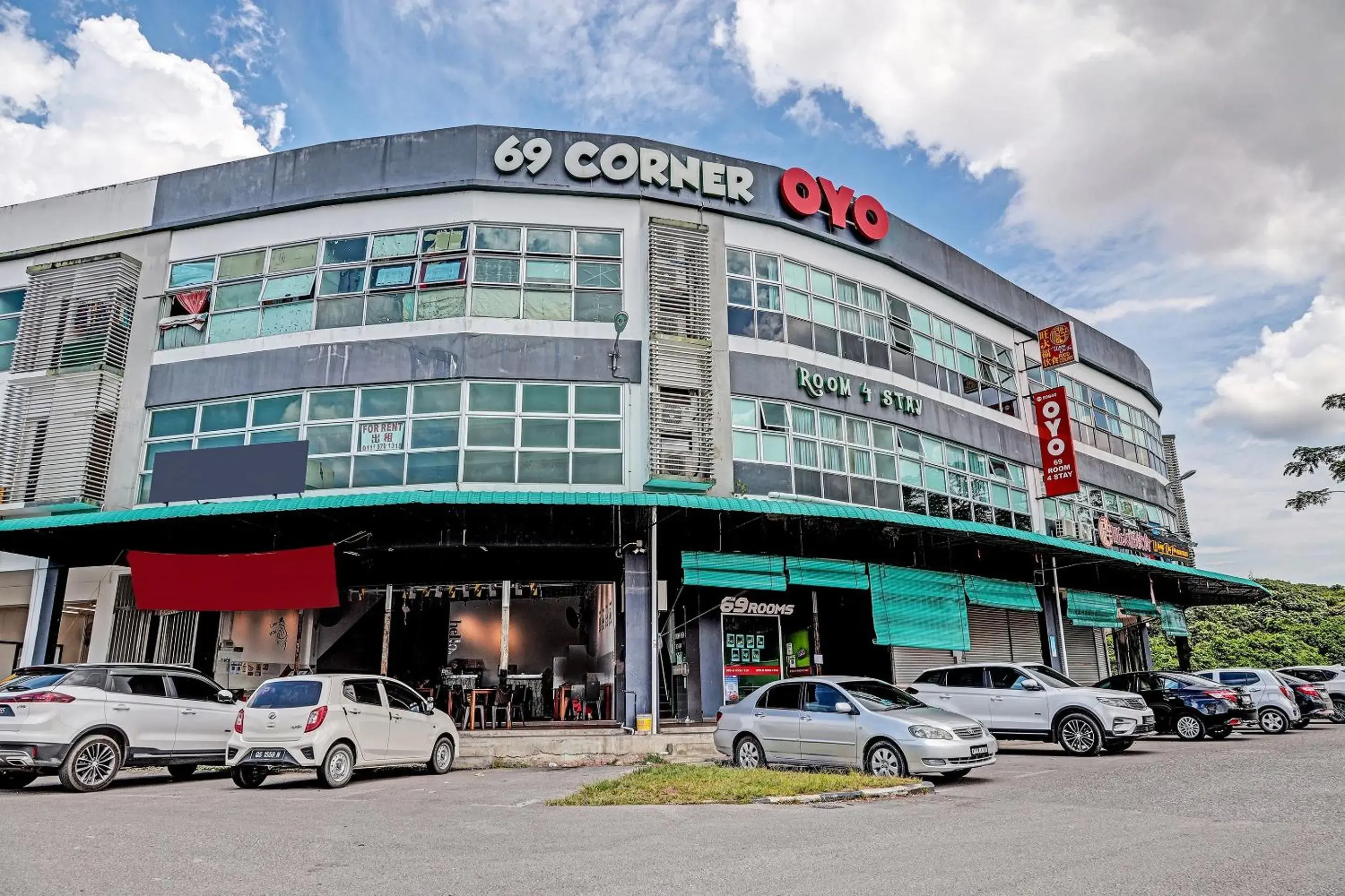 Facade/entrance in Hotel O 69 Room 4 Stay Facade/entrance in Hotel O 69 Room 4 Stay