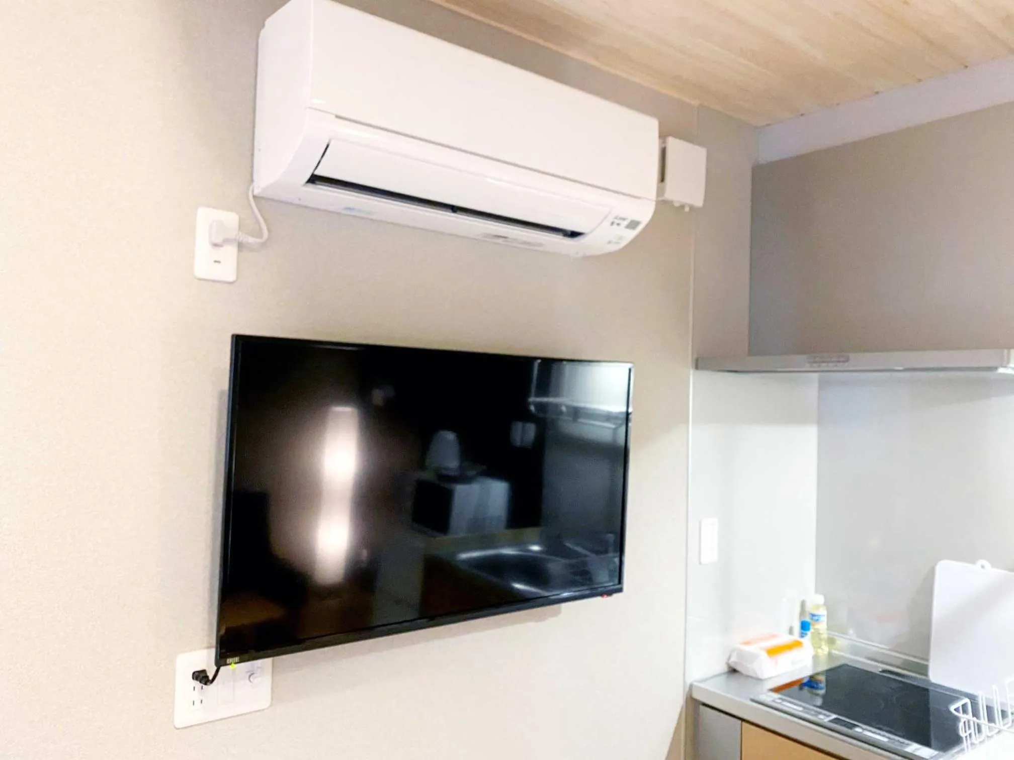 TV and multimedia in HOTEL CLA-SS HIROSHIMA-OZU