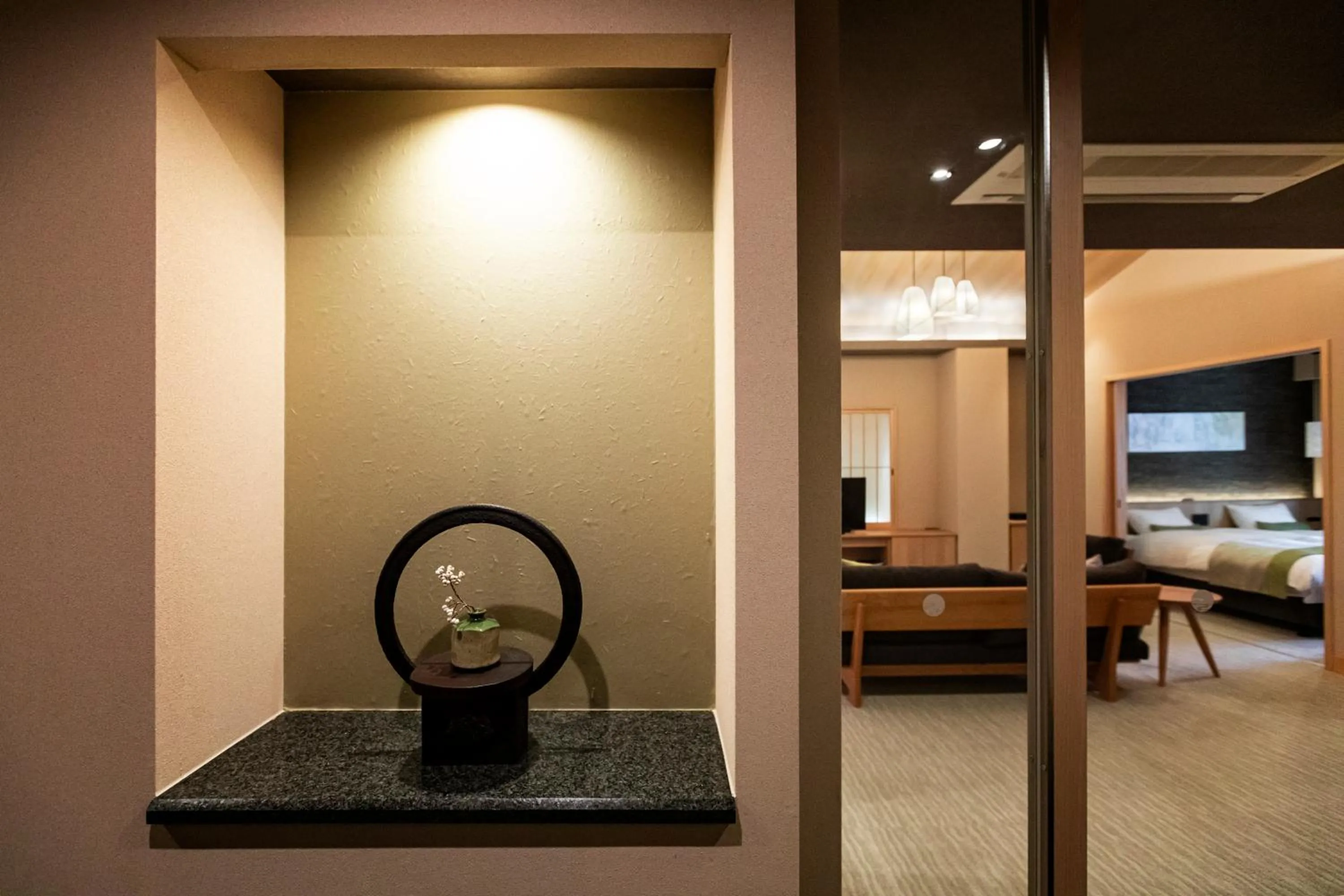 Area and facilities in Rinn Shirakawa South