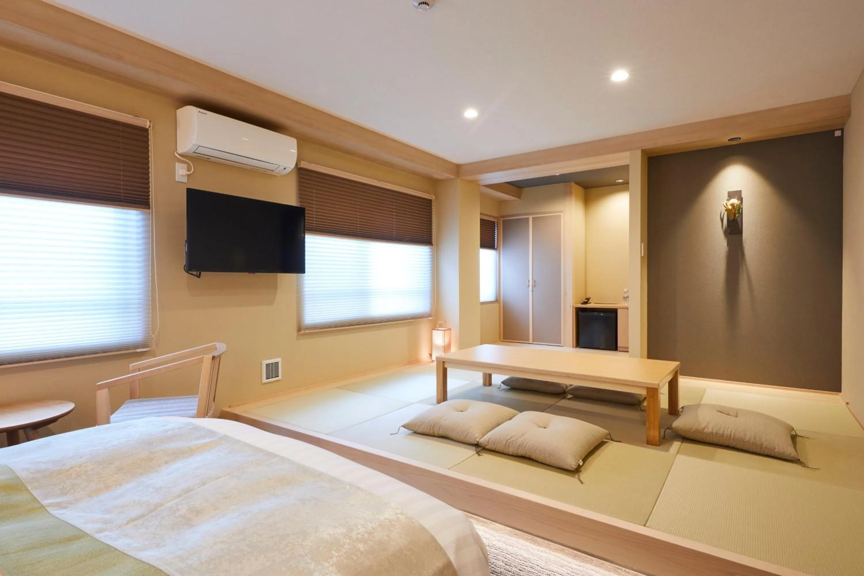 Living room, Bed in Rinn Shirakawa South