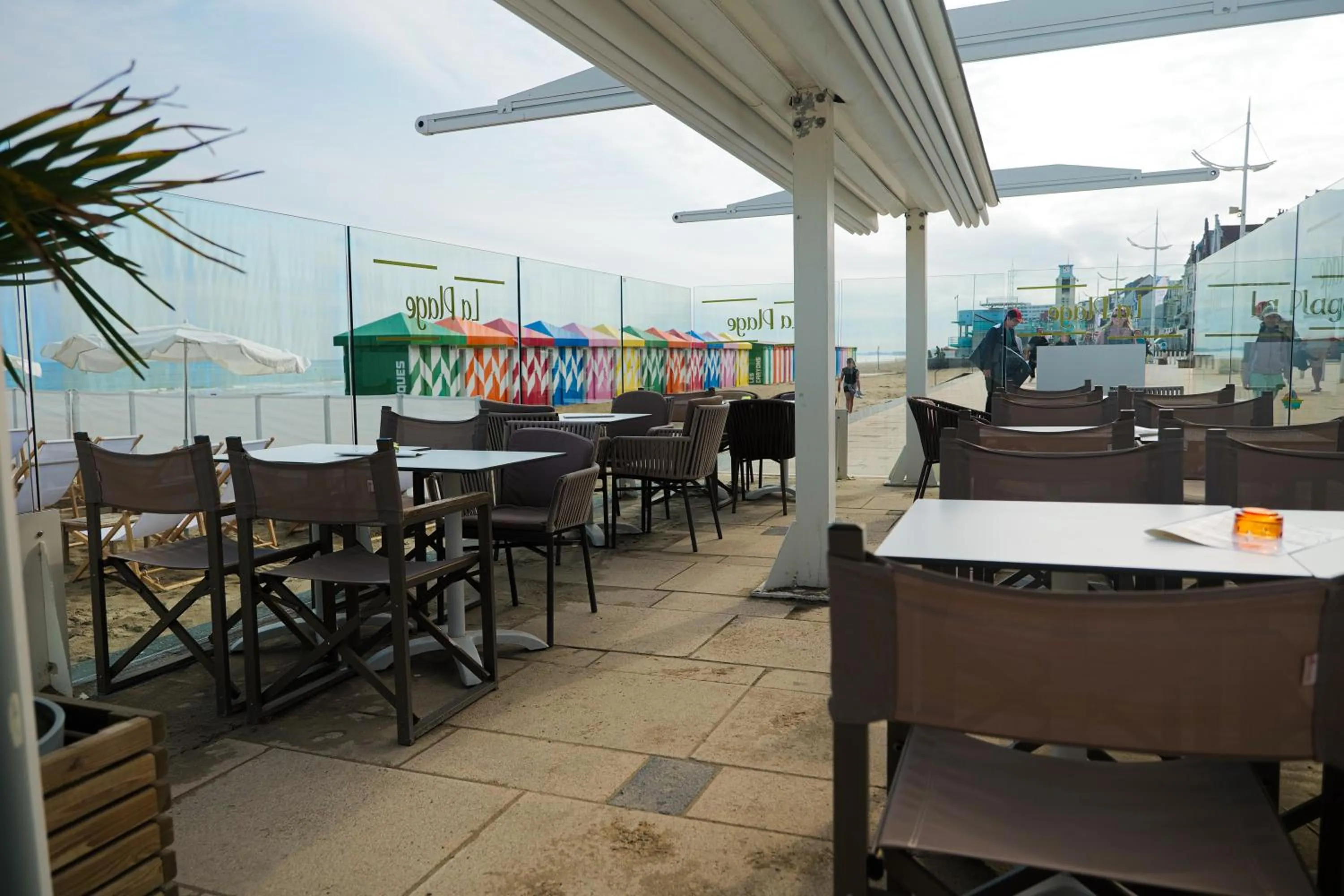 Restaurant/places to eat in Hôtel Merveilleux Côté Mer