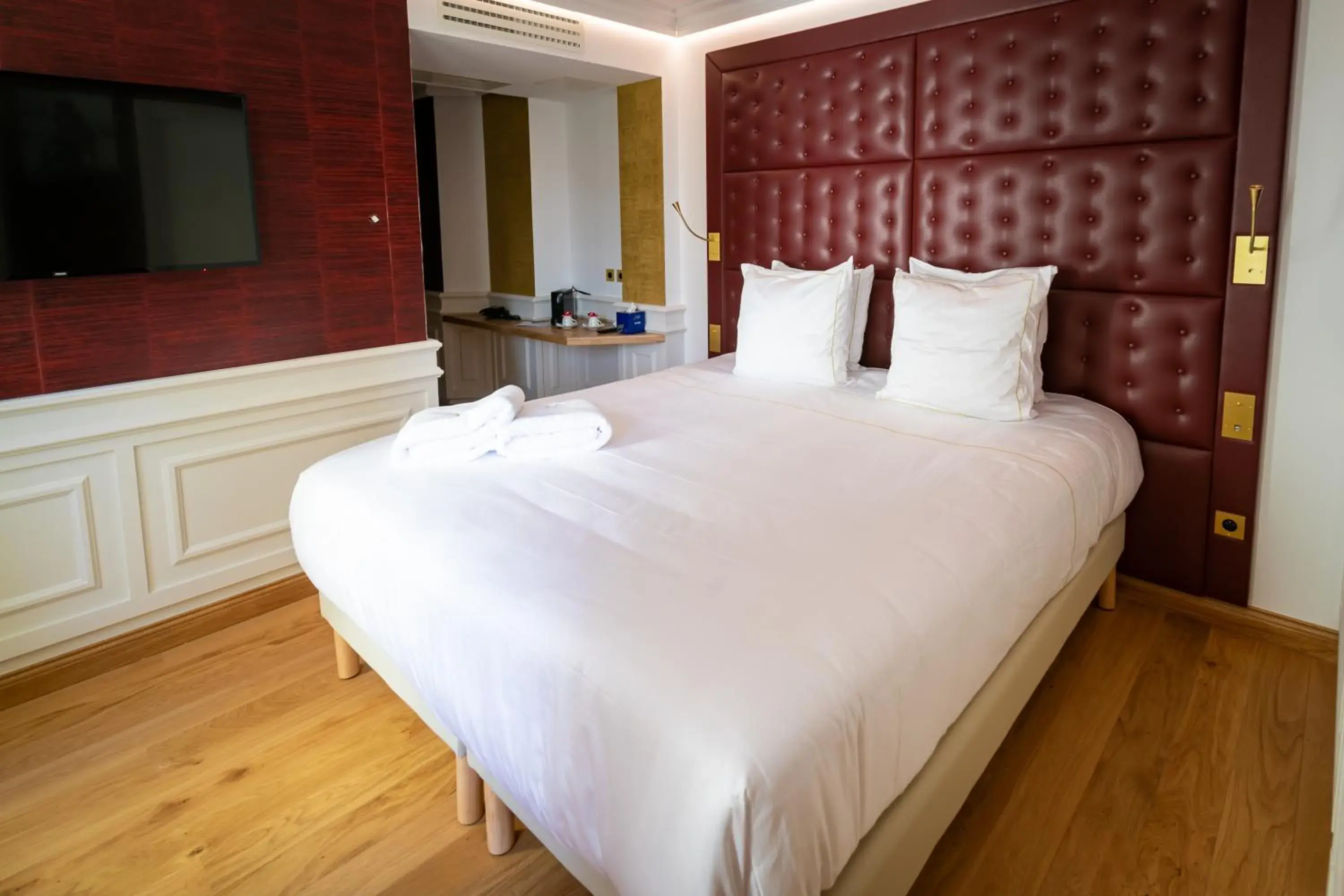 Bed in Hôtel Merveilleux Côté Mer Bed in Hôtel Merveilleux Côté Mer