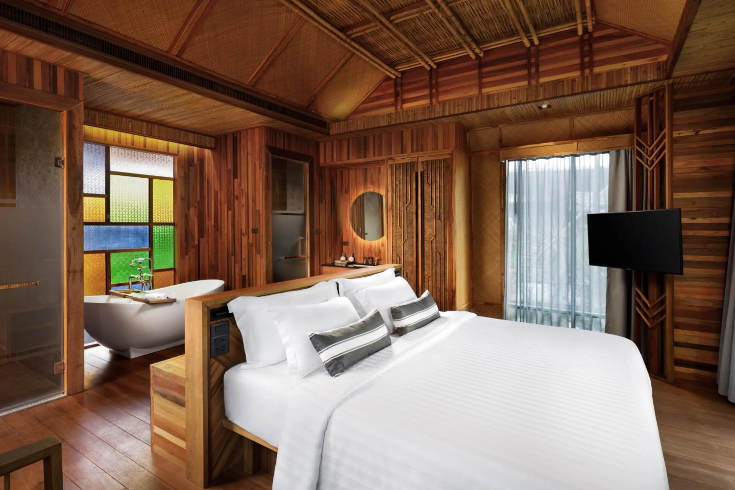 Bed in Venice Krabi Villa Resort