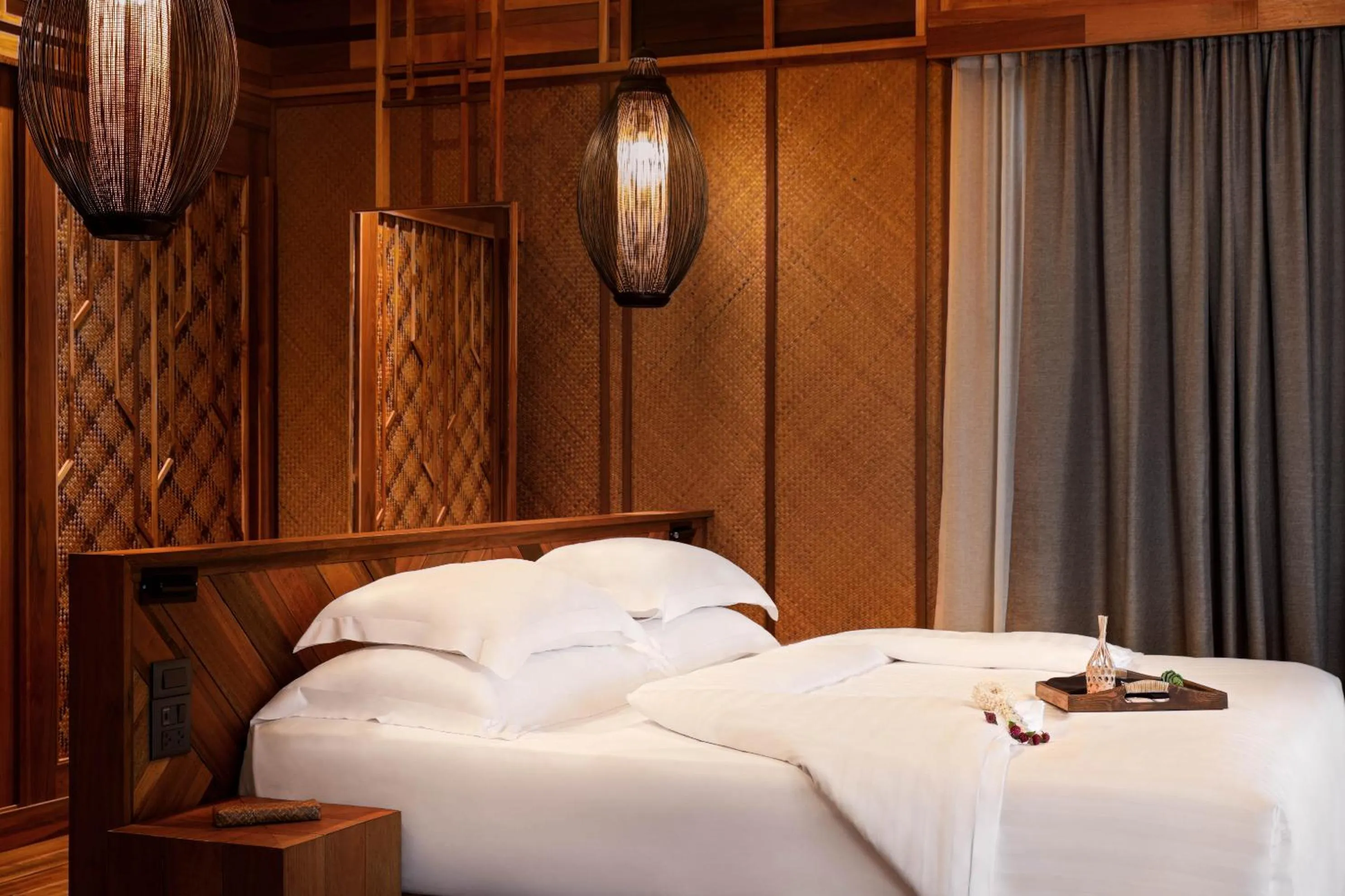 Bed in Venice Krabi Villa Resort