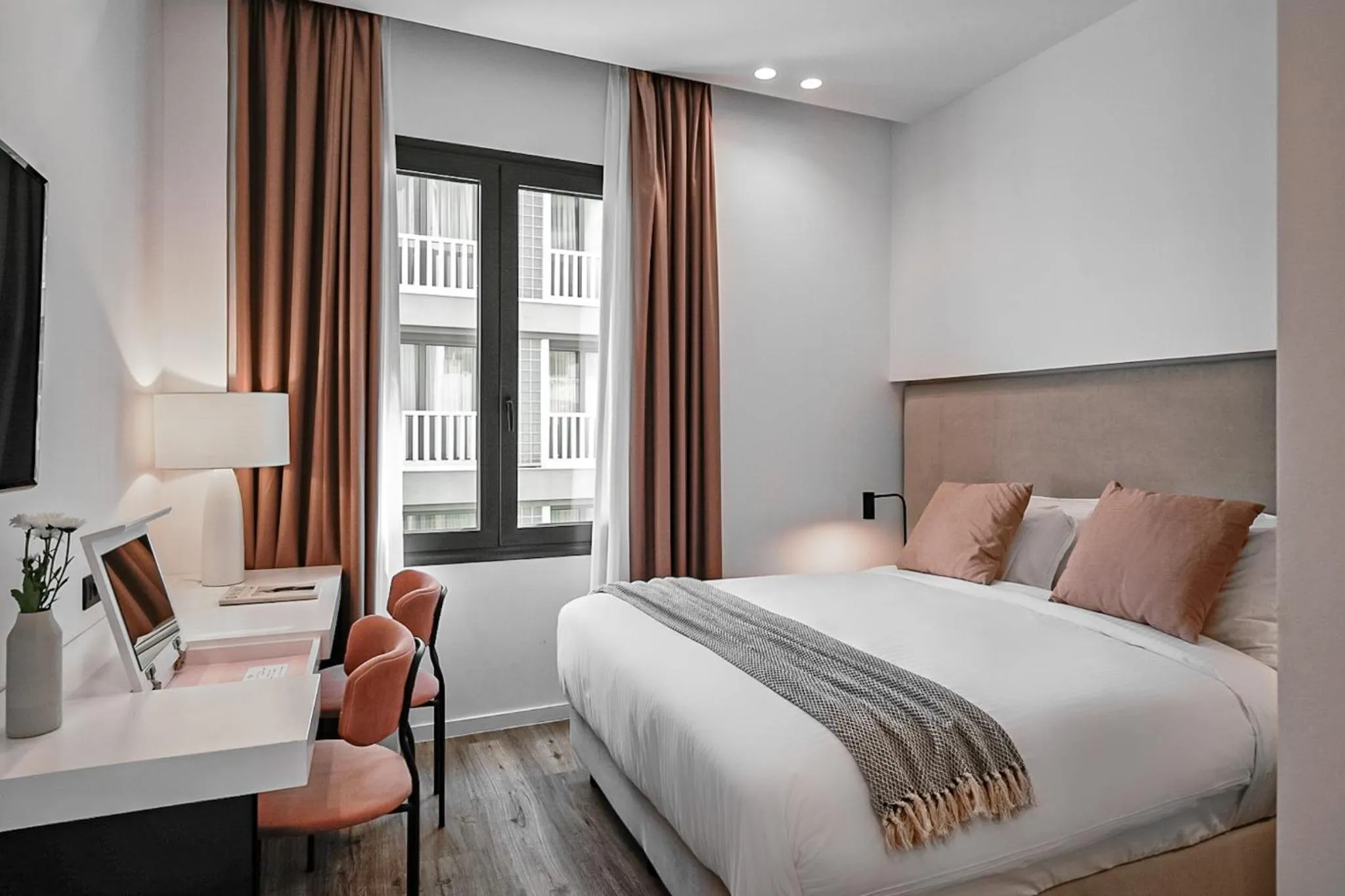 Bed in The Marblous Athens