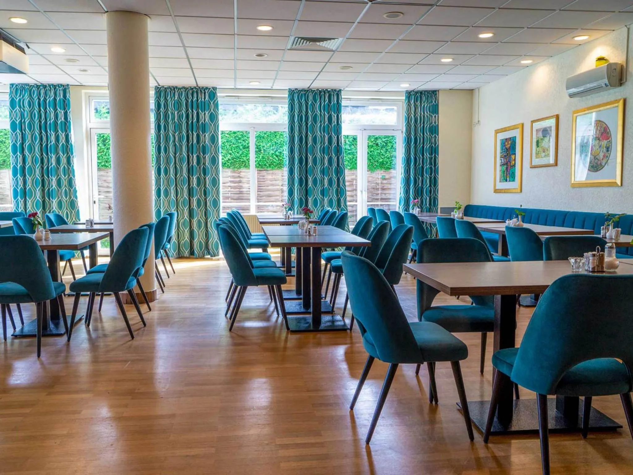 Restaurant/places to eat in Trip Inn Kongresshotel Frankfurt-Rodgau