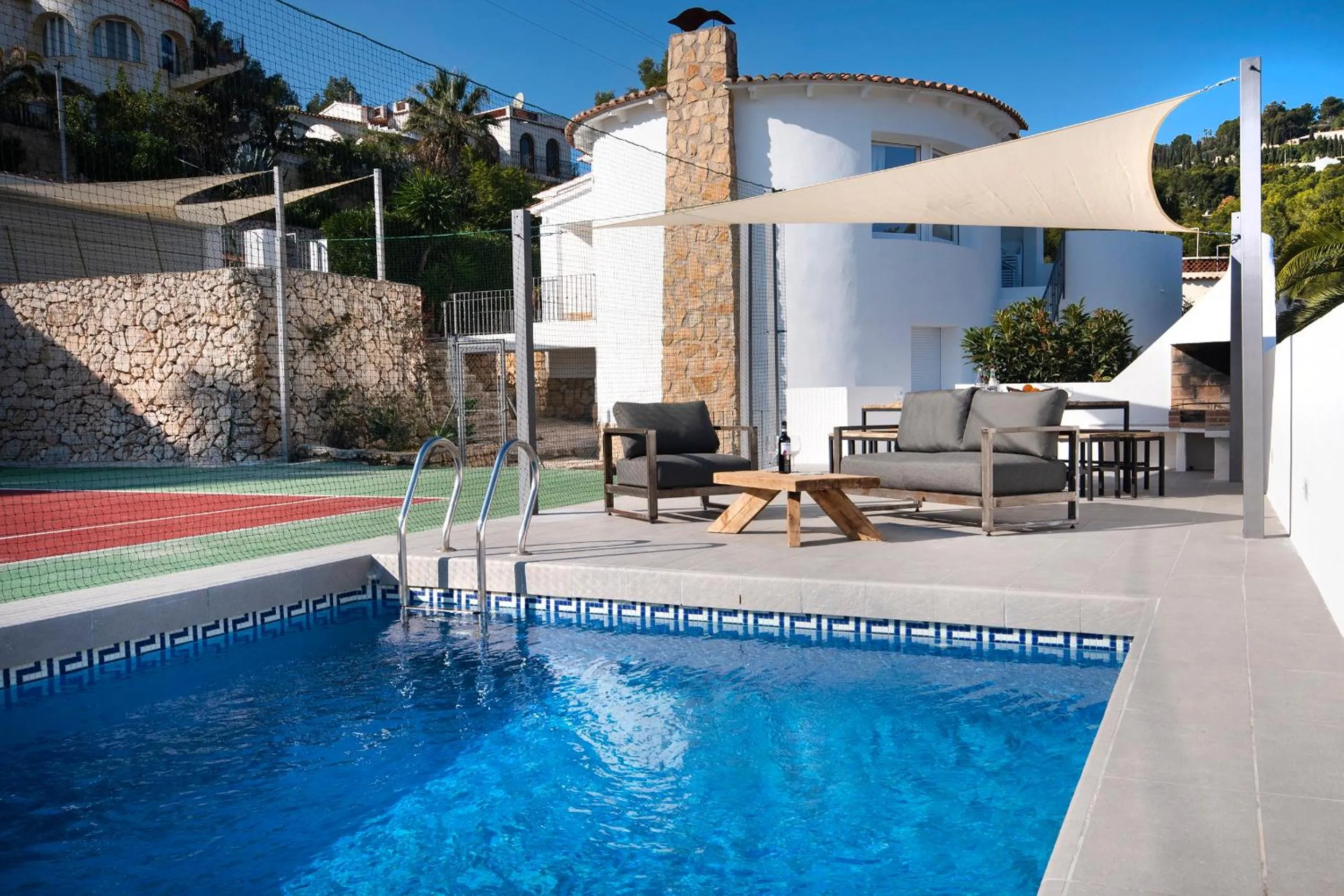 Sara 8 - free WIFI, chill-out, private pool, private tennis court - by Holiday Rentals Villamar