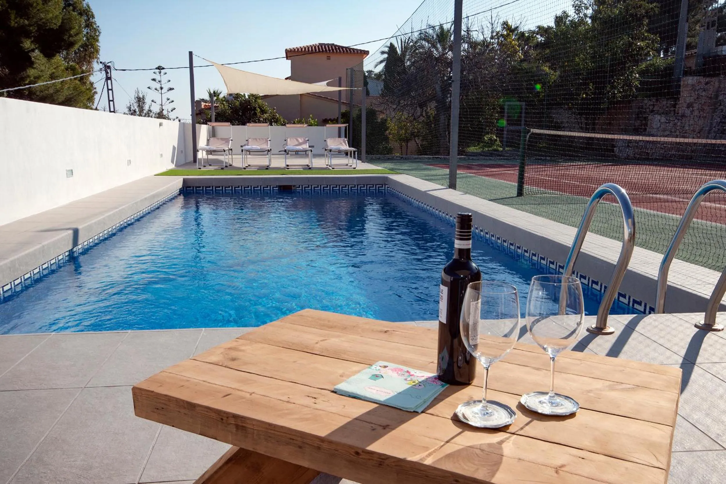 Sara 8 - free WIFI, chill-out, private pool, private tennis court - by Holiday Rentals Villamar