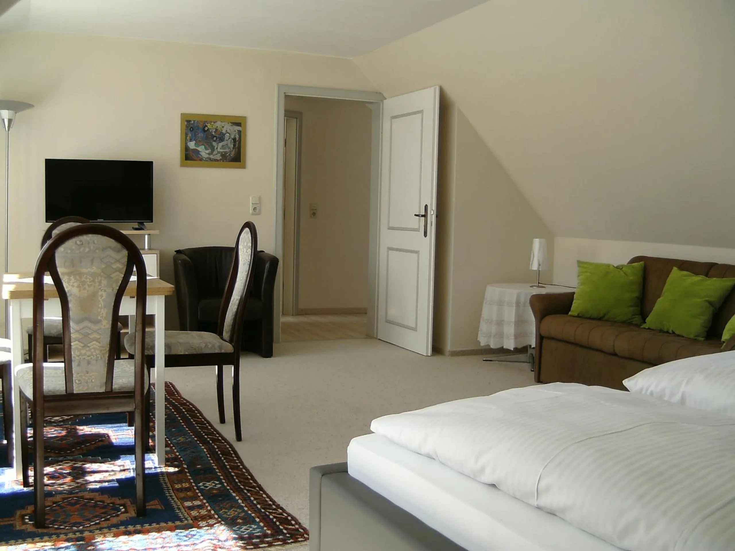 Communal lounge/ TV room, Bed in Leisewitz' Garten