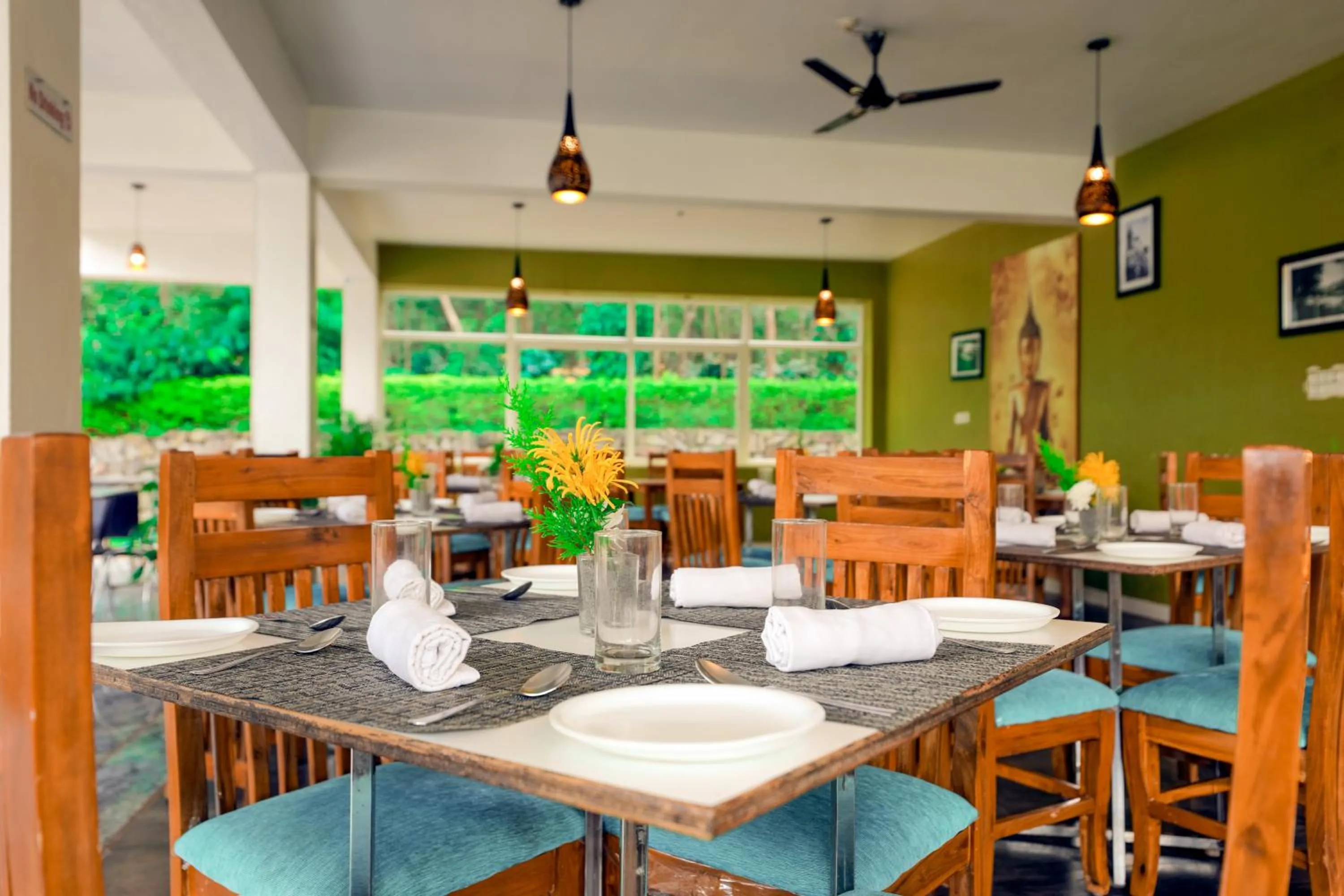 Restaurant/places to eat in The Blossom Resort - Chikmagalur