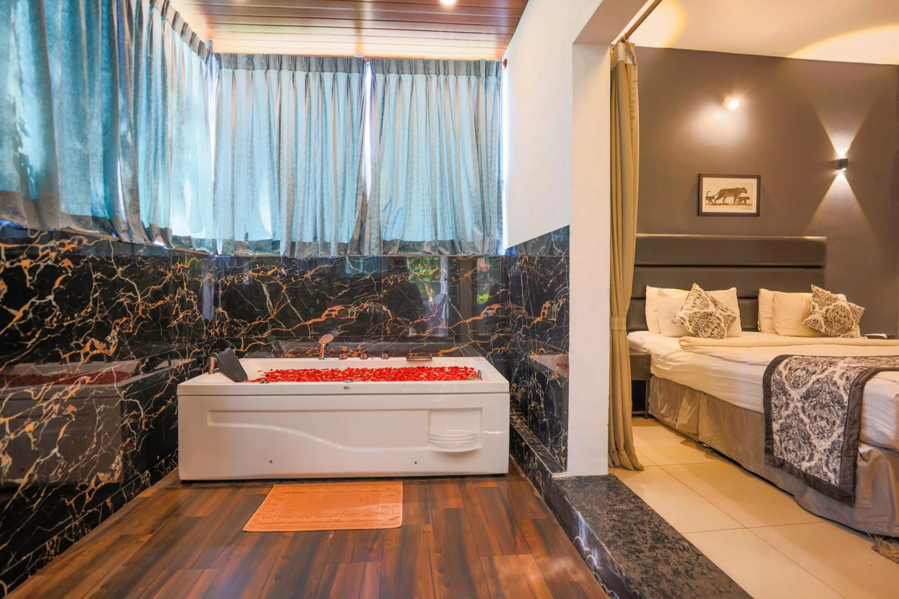 Bath, Bed in The Blossom Resort - Chikmagalur