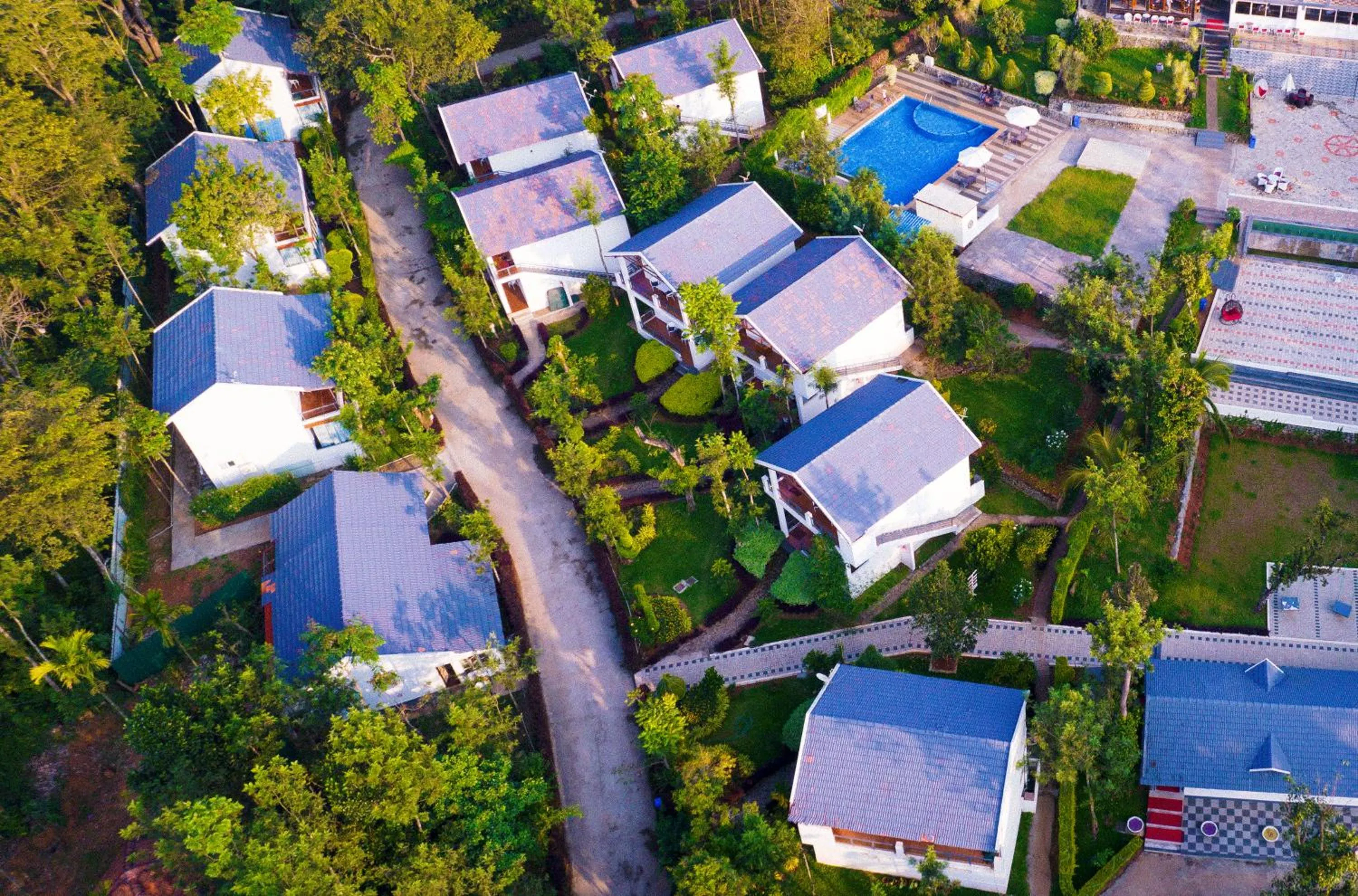 Area and facilities in The Blossom Resort - Chikmagalur