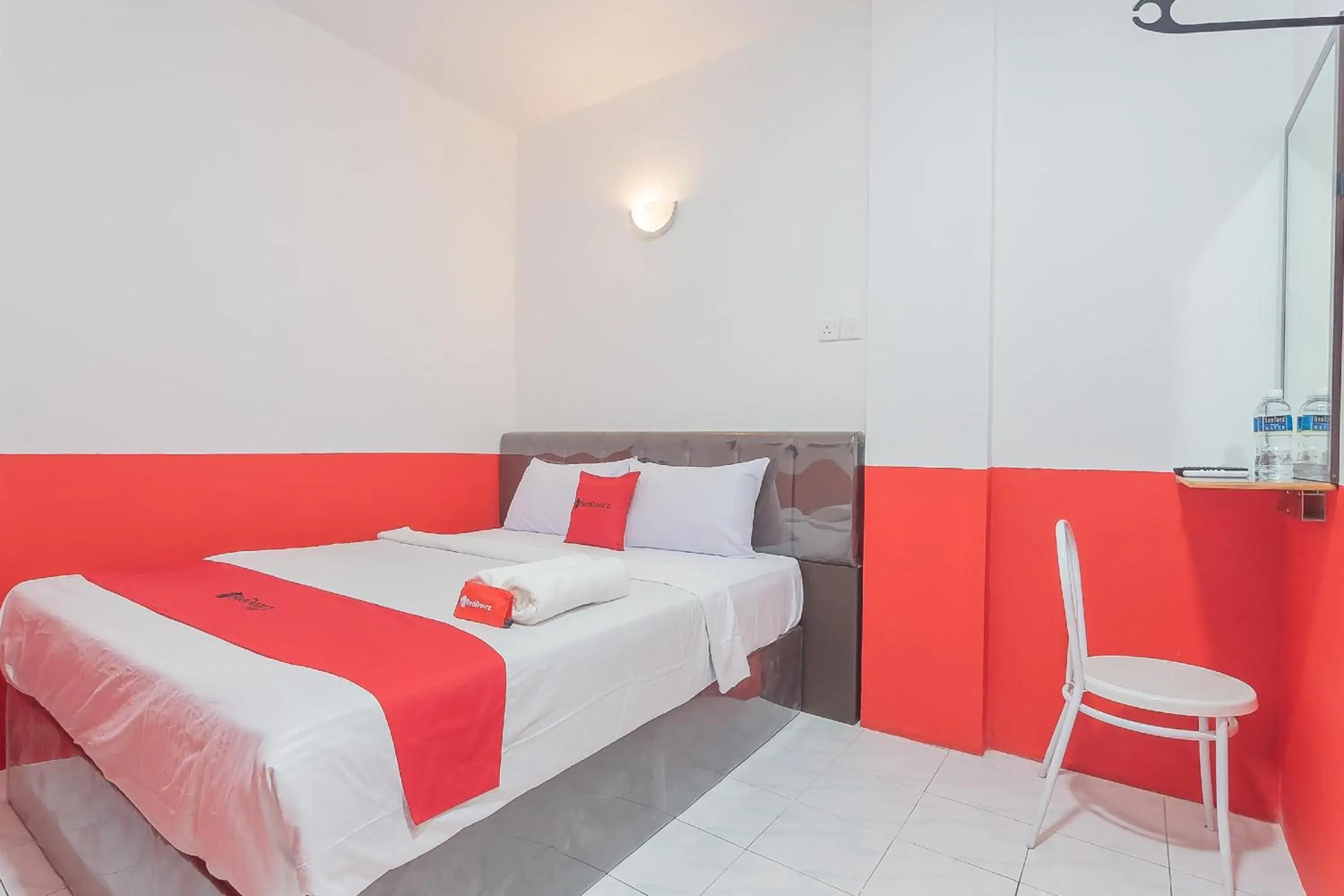 RedDoorz @ Pasar Melayu Sagulung Batam RedDoorz @ Pasar Melayu Sagulung Batam