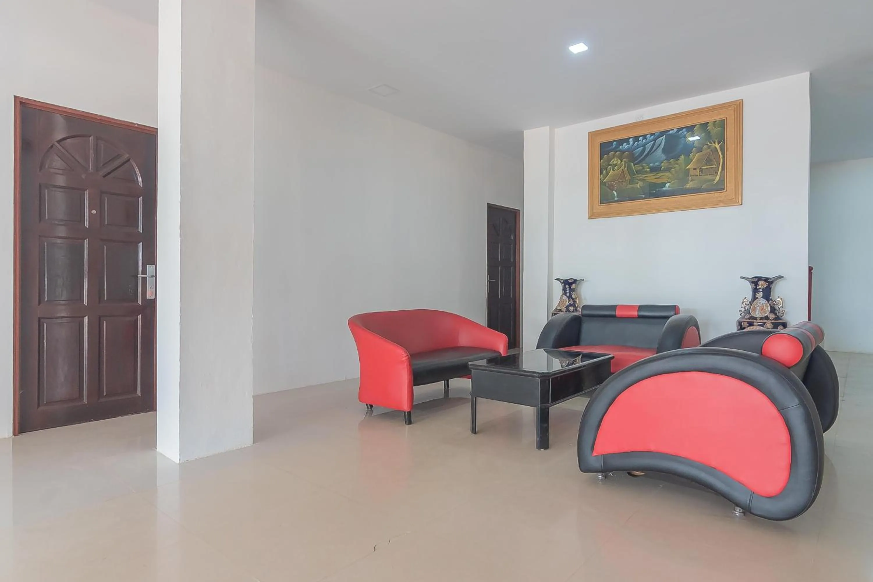 Living room in RedDoorz @ Pasar Melayu Sagulung Batam