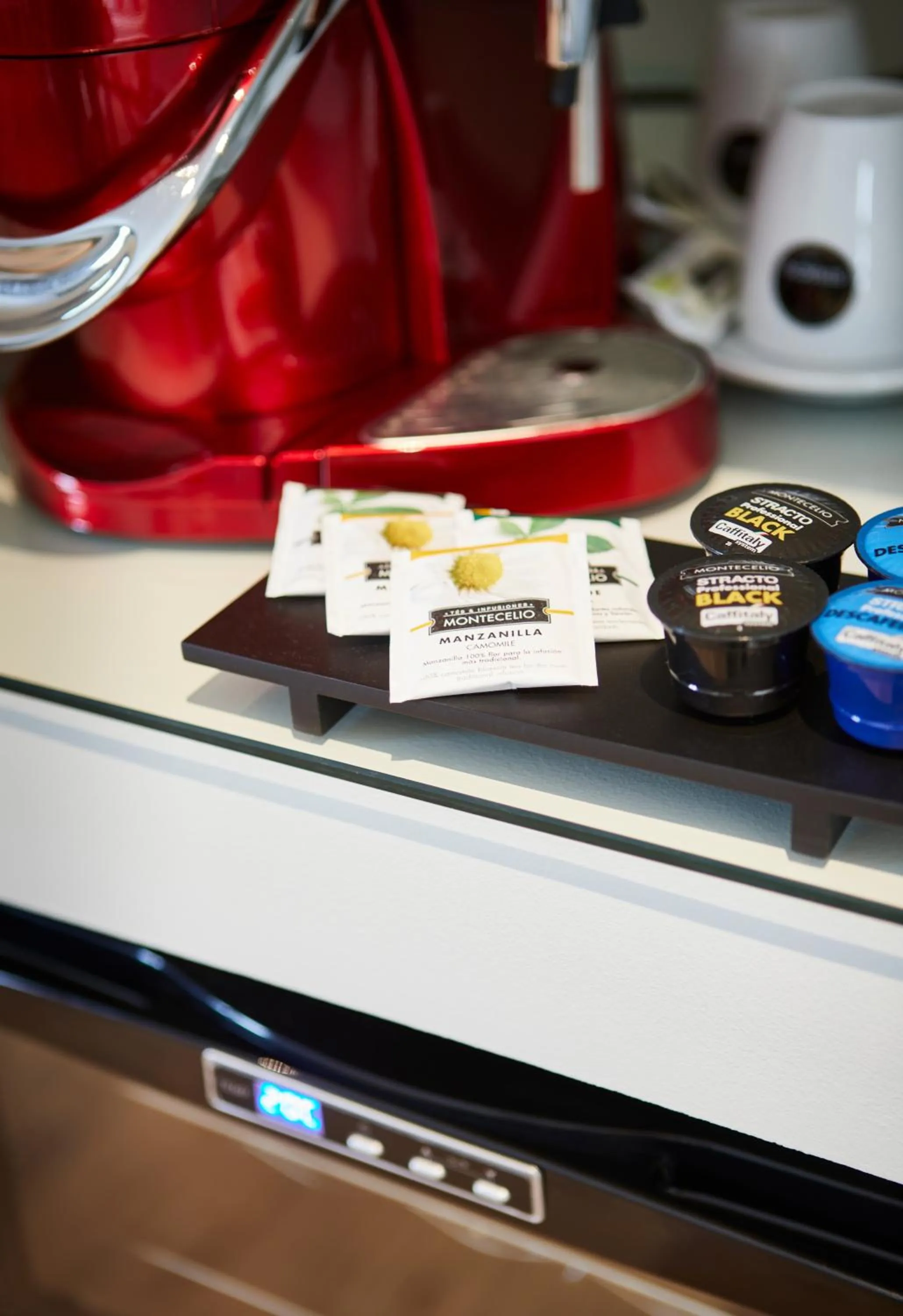 Coffee/tea facilities in Hotel Boutique Molino de Enmedio