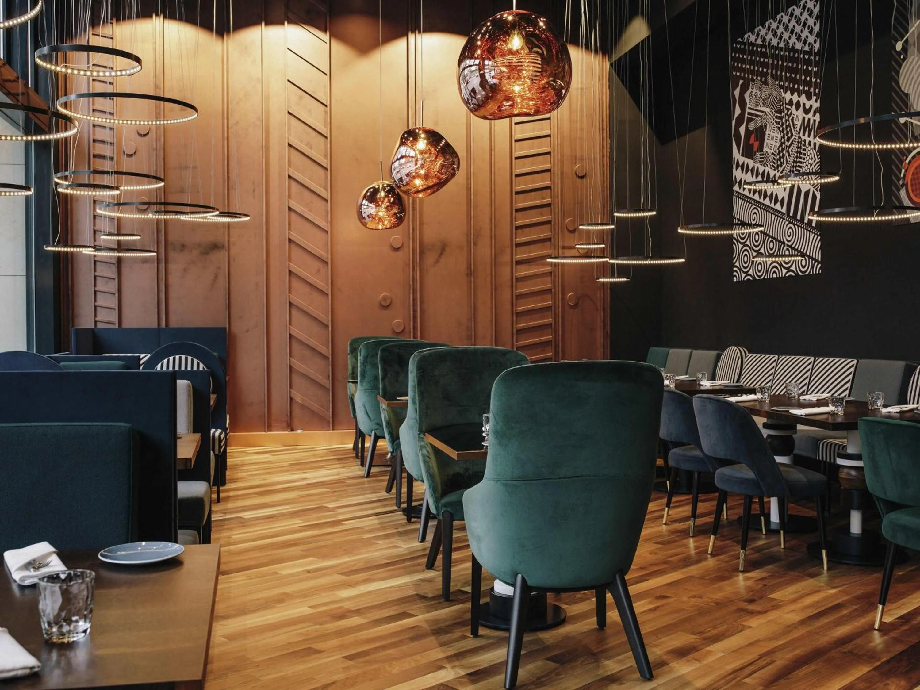 Restaurant/places to eat in Pullman Berlin Schweizerhof