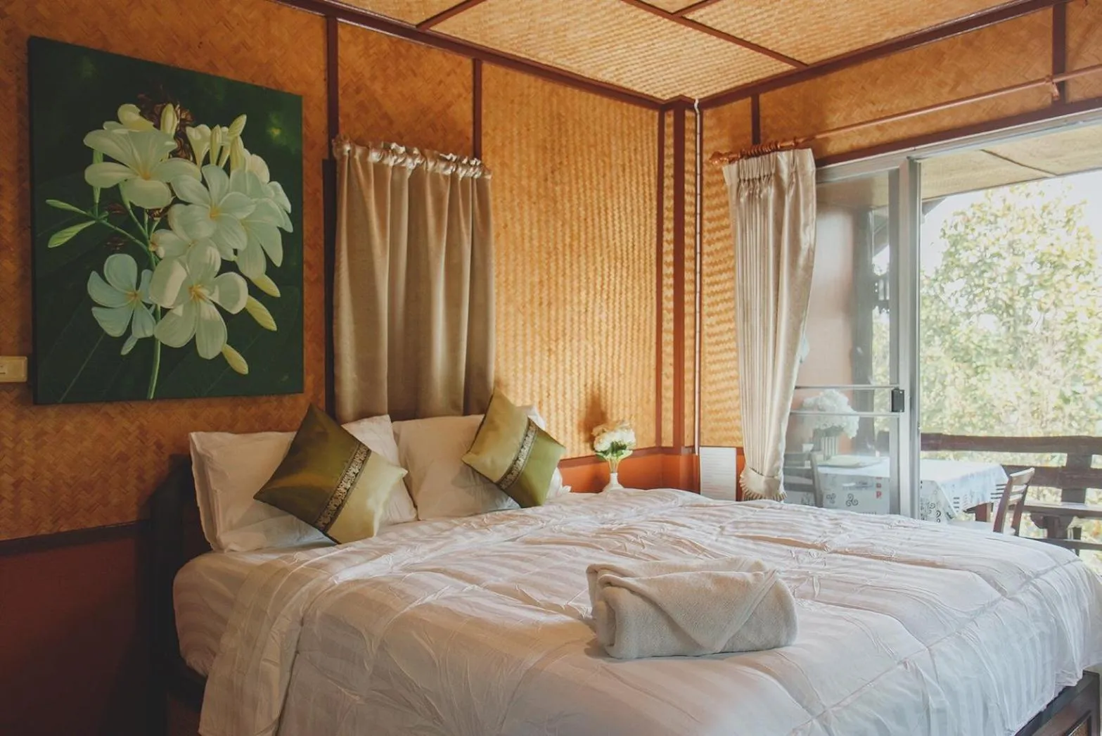 Bed in Baansuan Chomchun