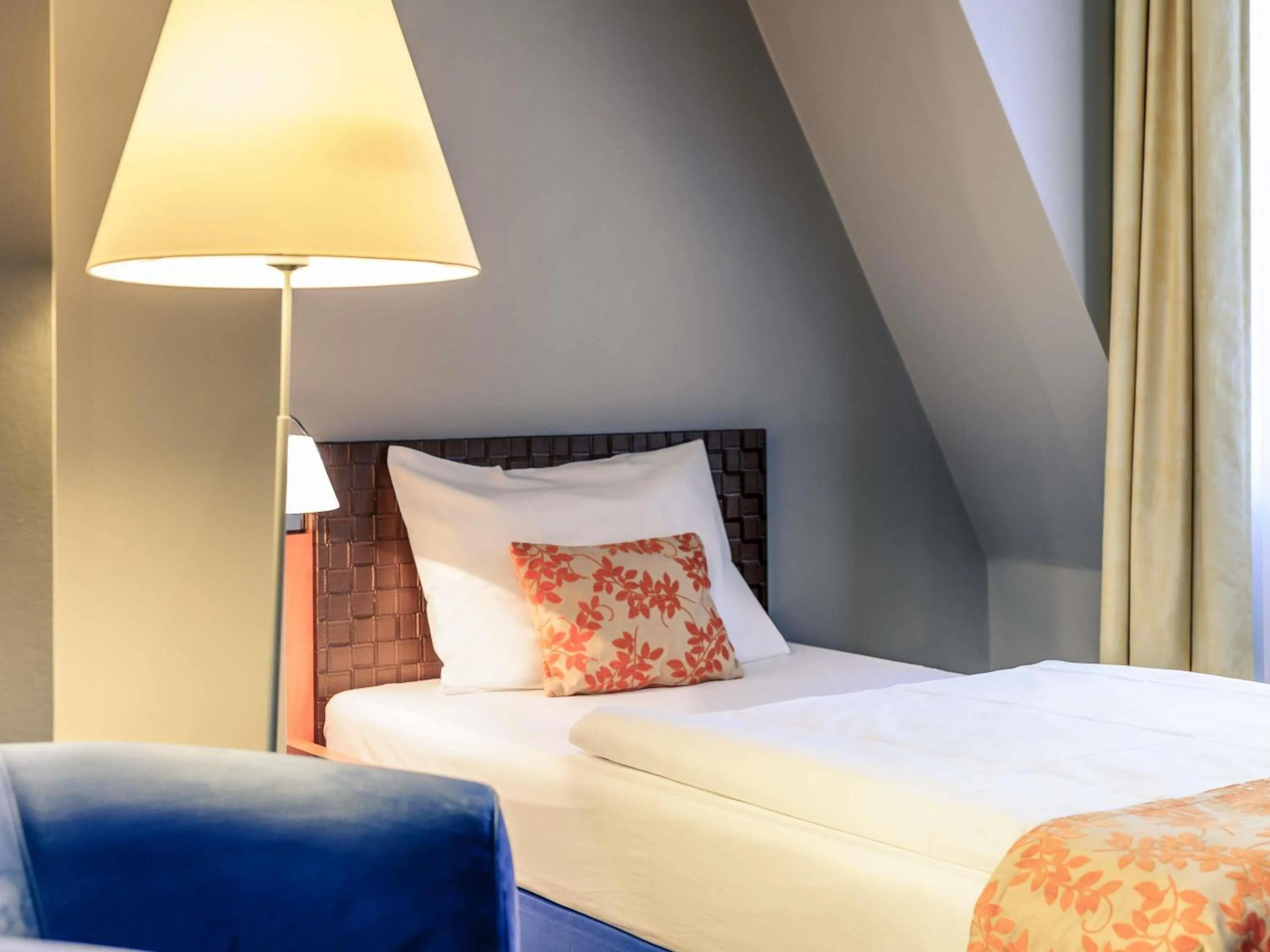 Bedroom, Bed in Mercure Hotel & Residenz Berlin Checkpoint Charlie